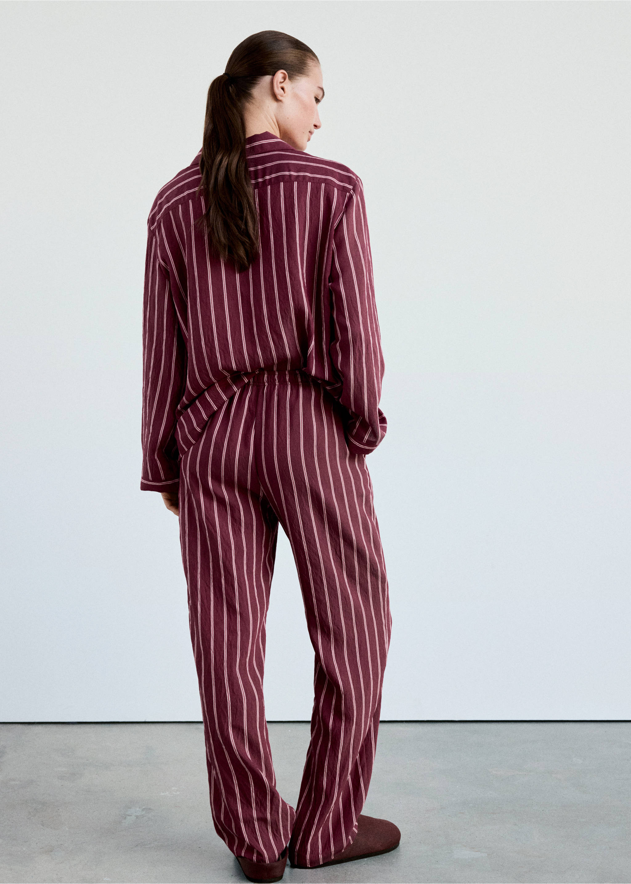 Striped pajama trousers - Reverse of the article, Burgundy. Ref: 37012930-00.