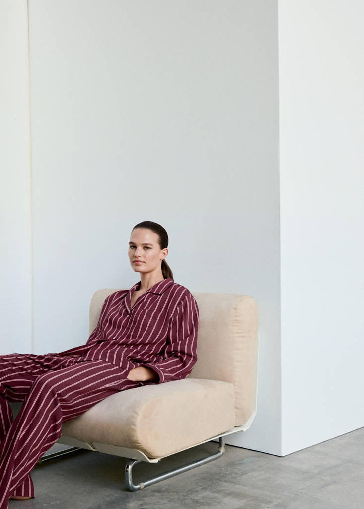 Striped pajama trousers — Burgundy