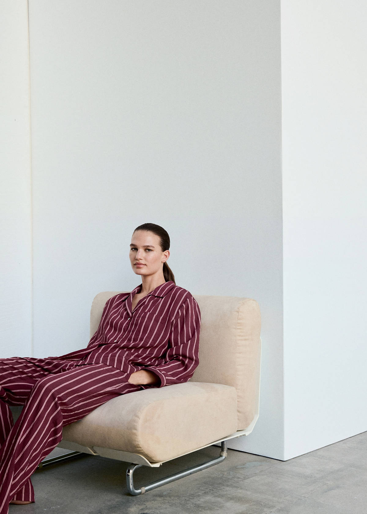 Striped pajama trousers — Burgundy