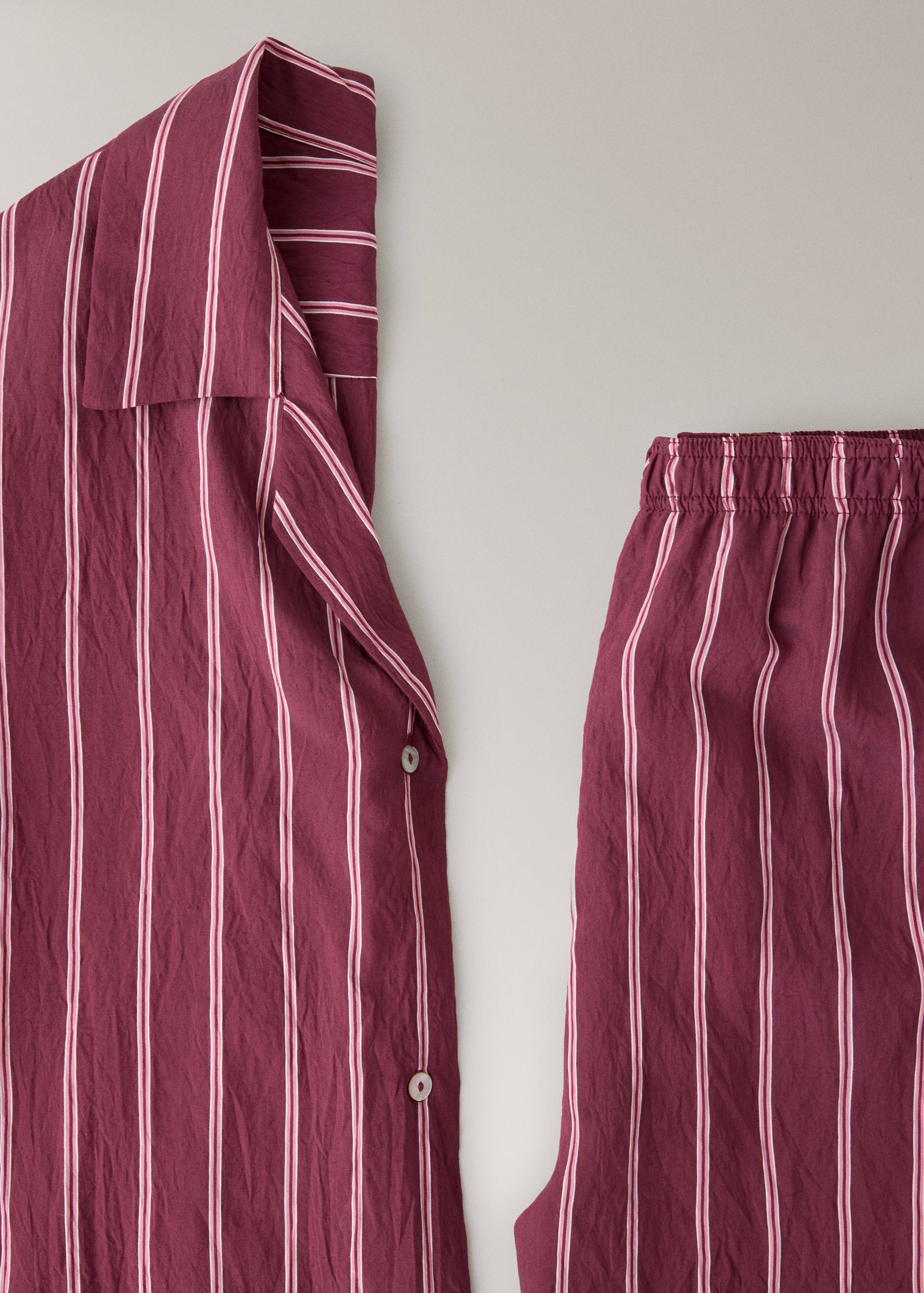 Striped pajama trousers - Details of the article 0