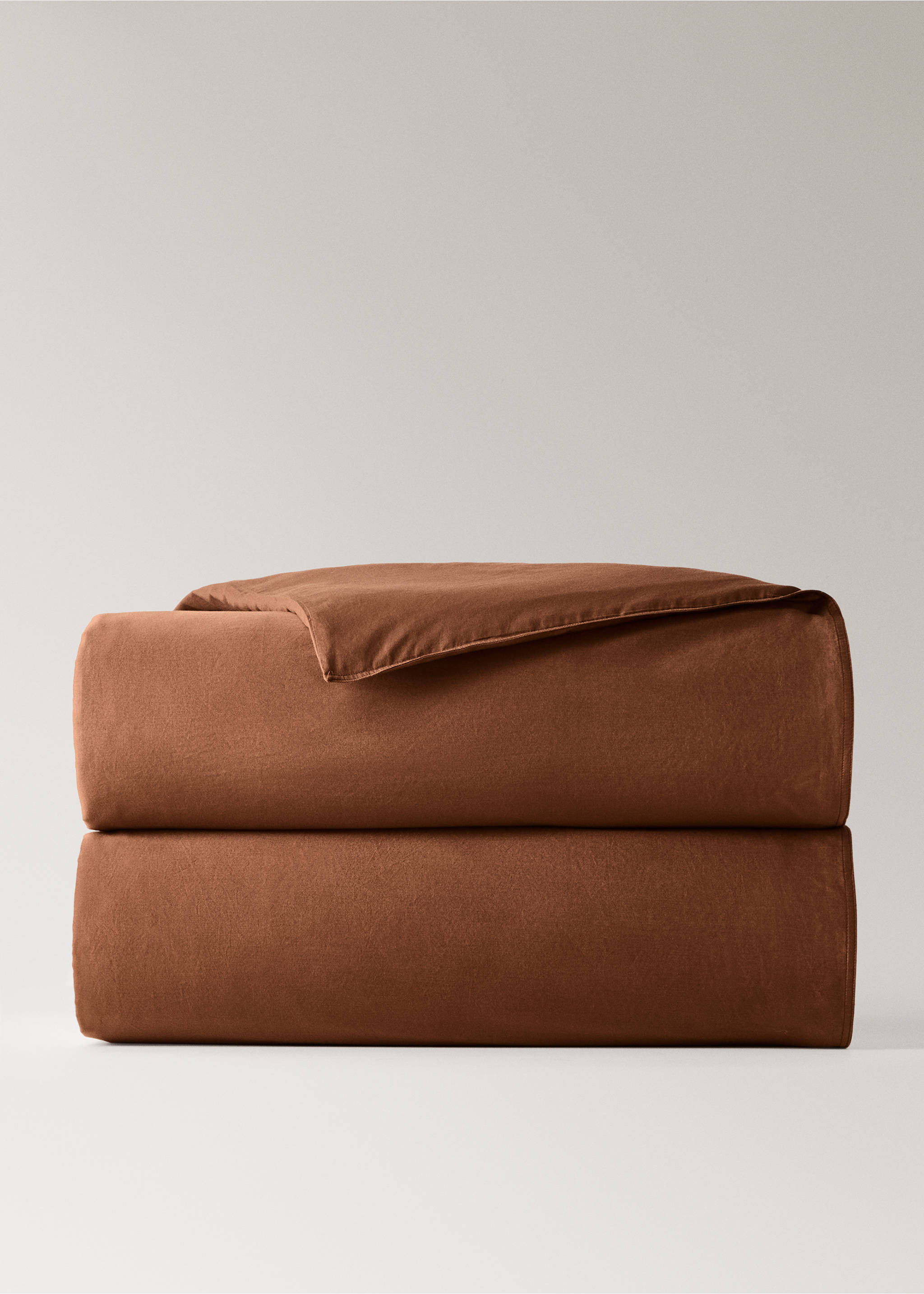 Povlak na přikrývku satén 300 vláken garment wash s dvojitým prošitím, na postel 180/200 cm - Zboží bez modelu, Karamel. Ref: 37012936-00.