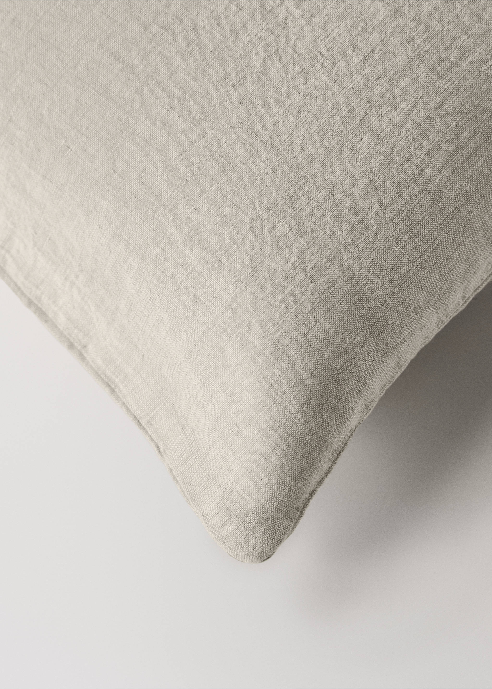 Washed linen duvet cover for 135/140 cm bed - Details of the article 3, Sand. Ref: 37012943-00.