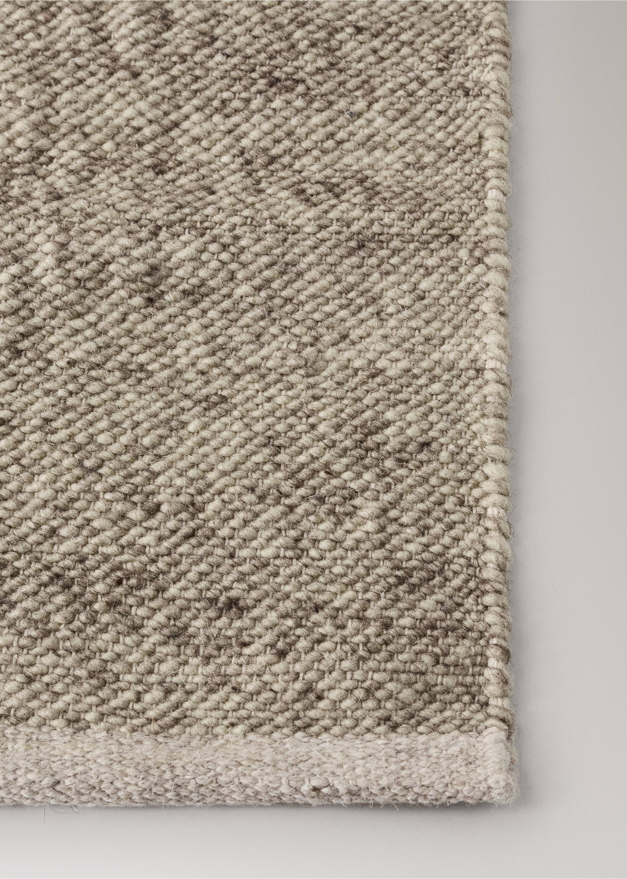 Wool and cotton carpet 200x300cm - Details of the article 2, Medium Brown. Ref: 37013280-00.