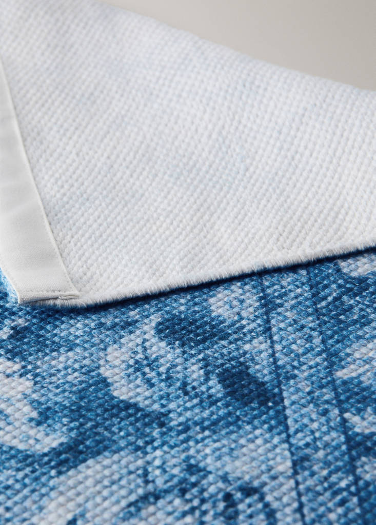 Large printed rug, 100% cotton — Blue
