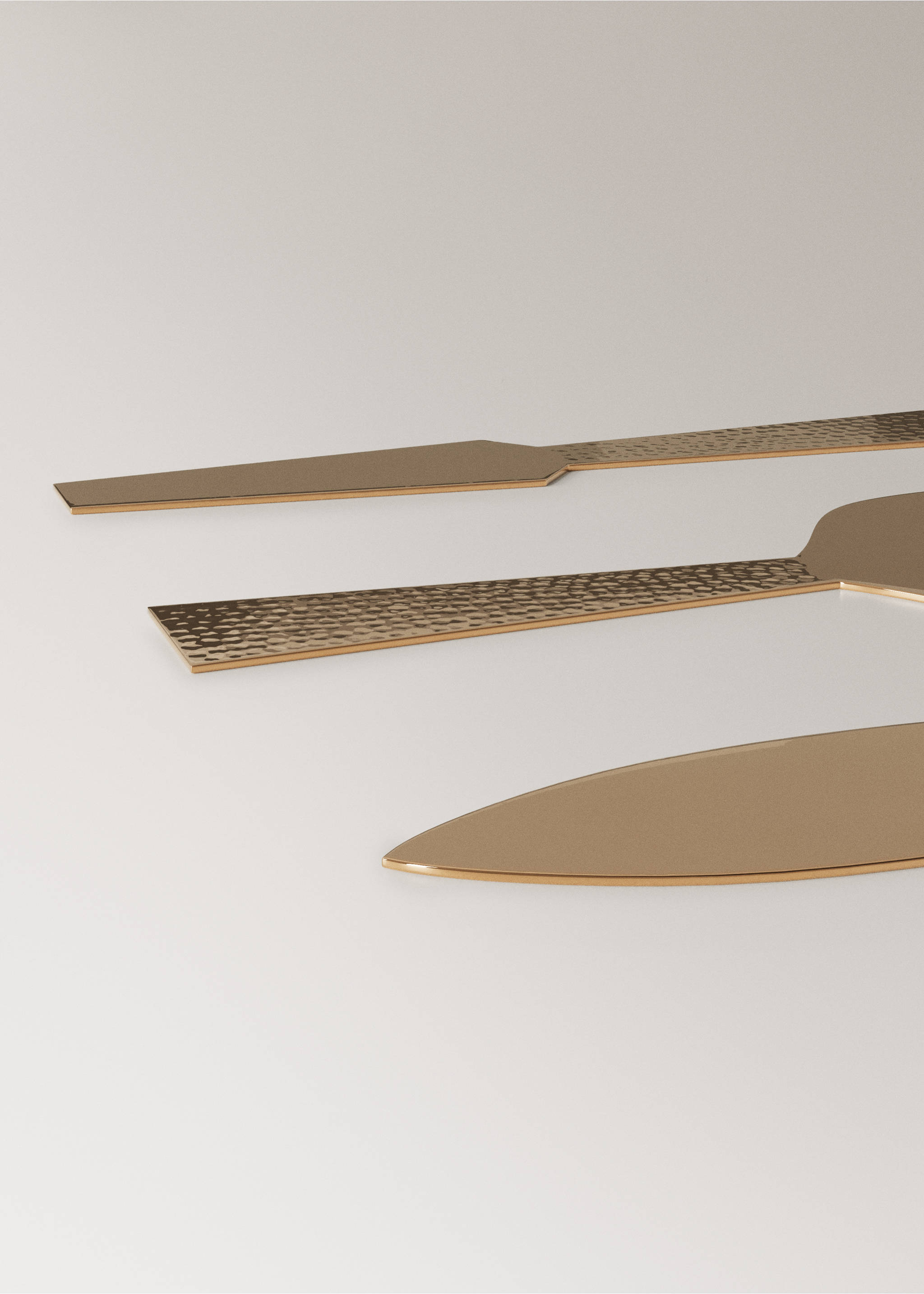 Hammered stainless steel cutlery set - Details of the article 2, Copper. Ref: 37013303-00.