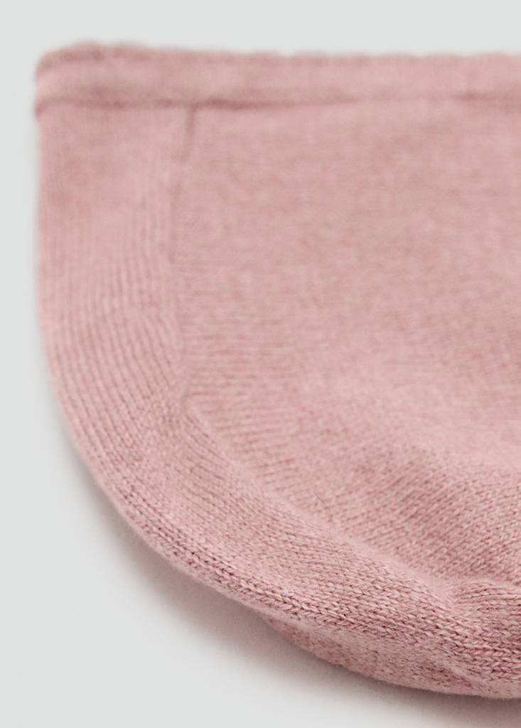Knit bonnet with bow closure — Pink