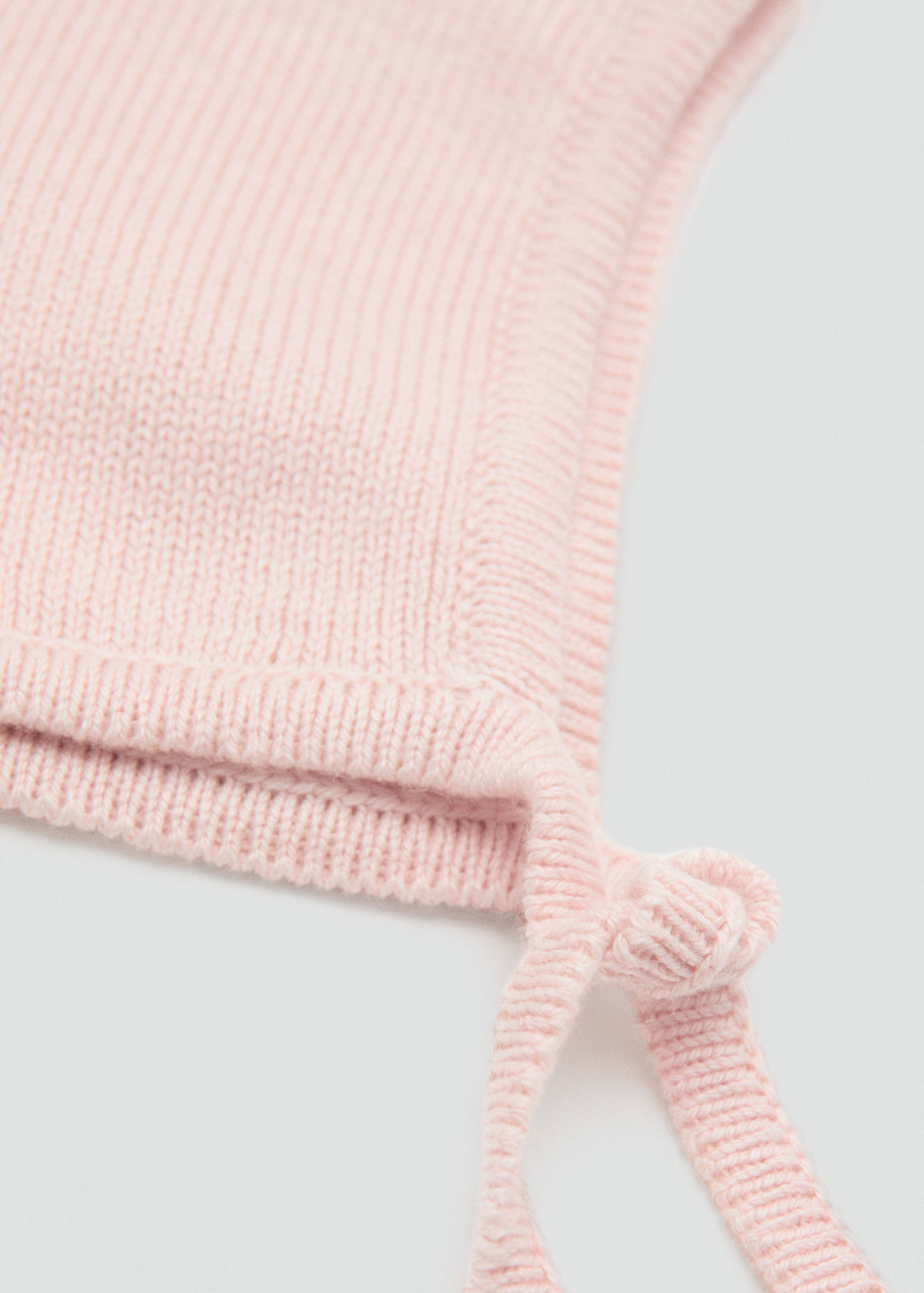 Knitted bonnet - Medium plane