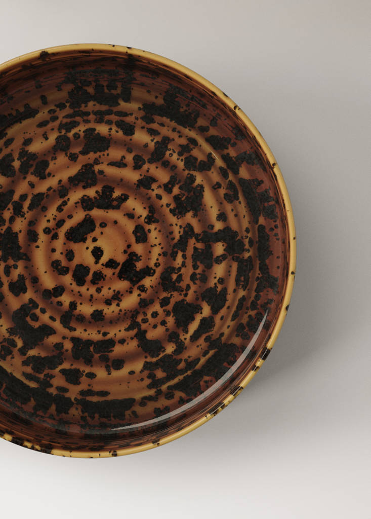 Medium reactive stoneware bowl — Brown