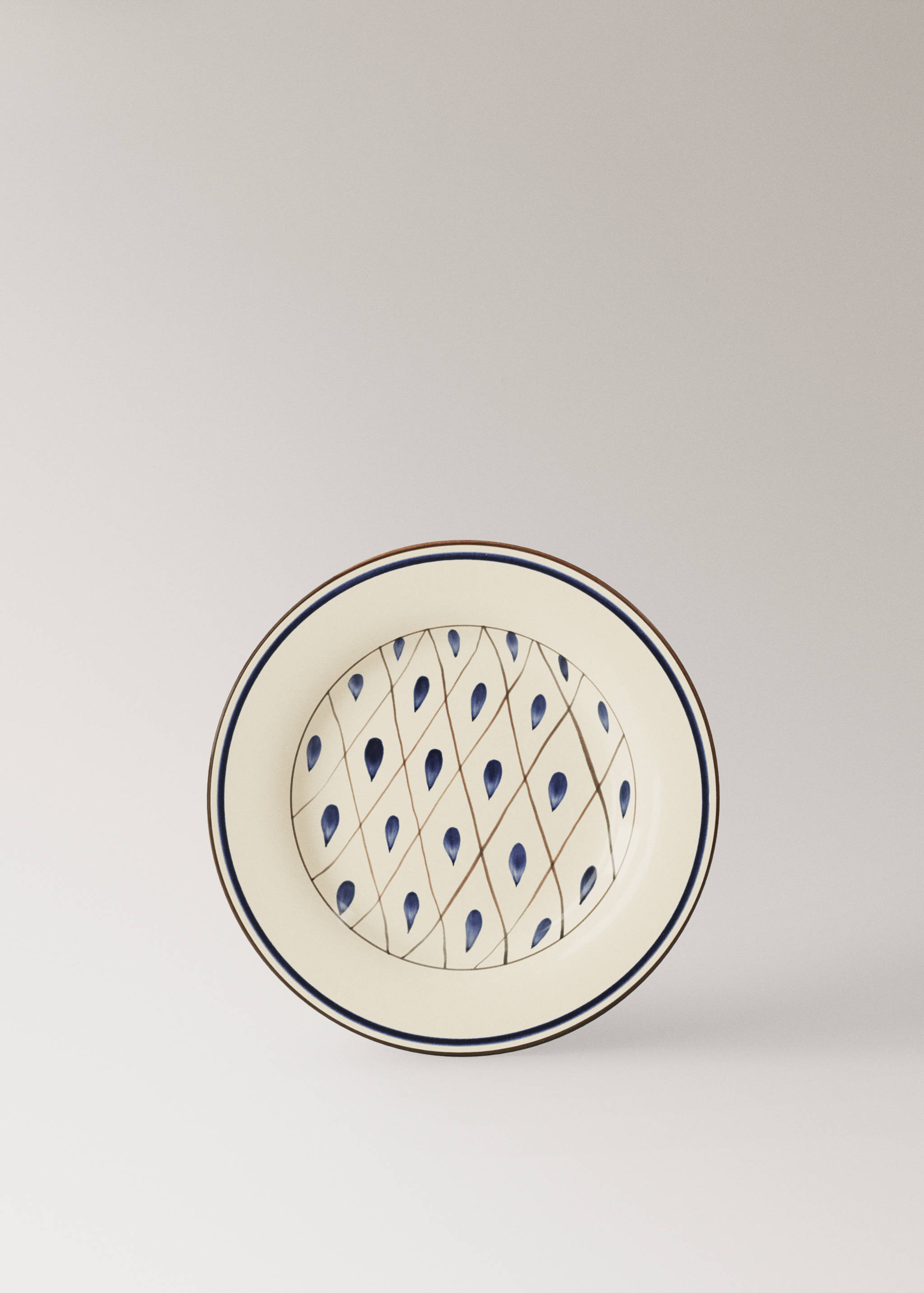 Assiette plate en gouttes décoratives - Article sans modèle