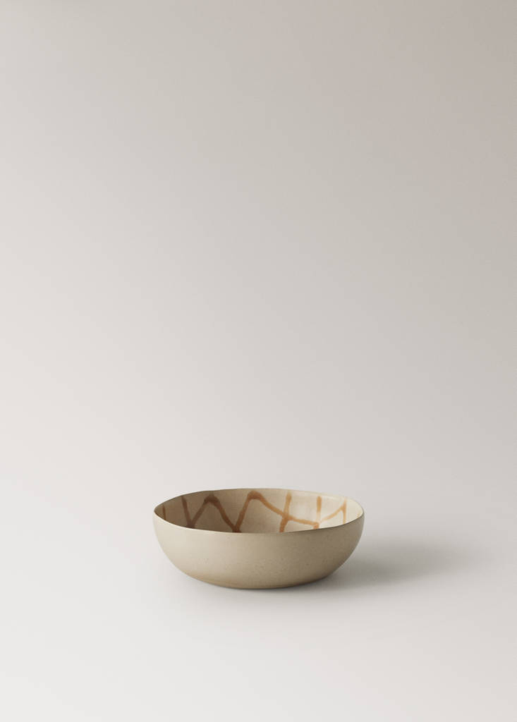 Stoneware bowl with plaid detail — Curry