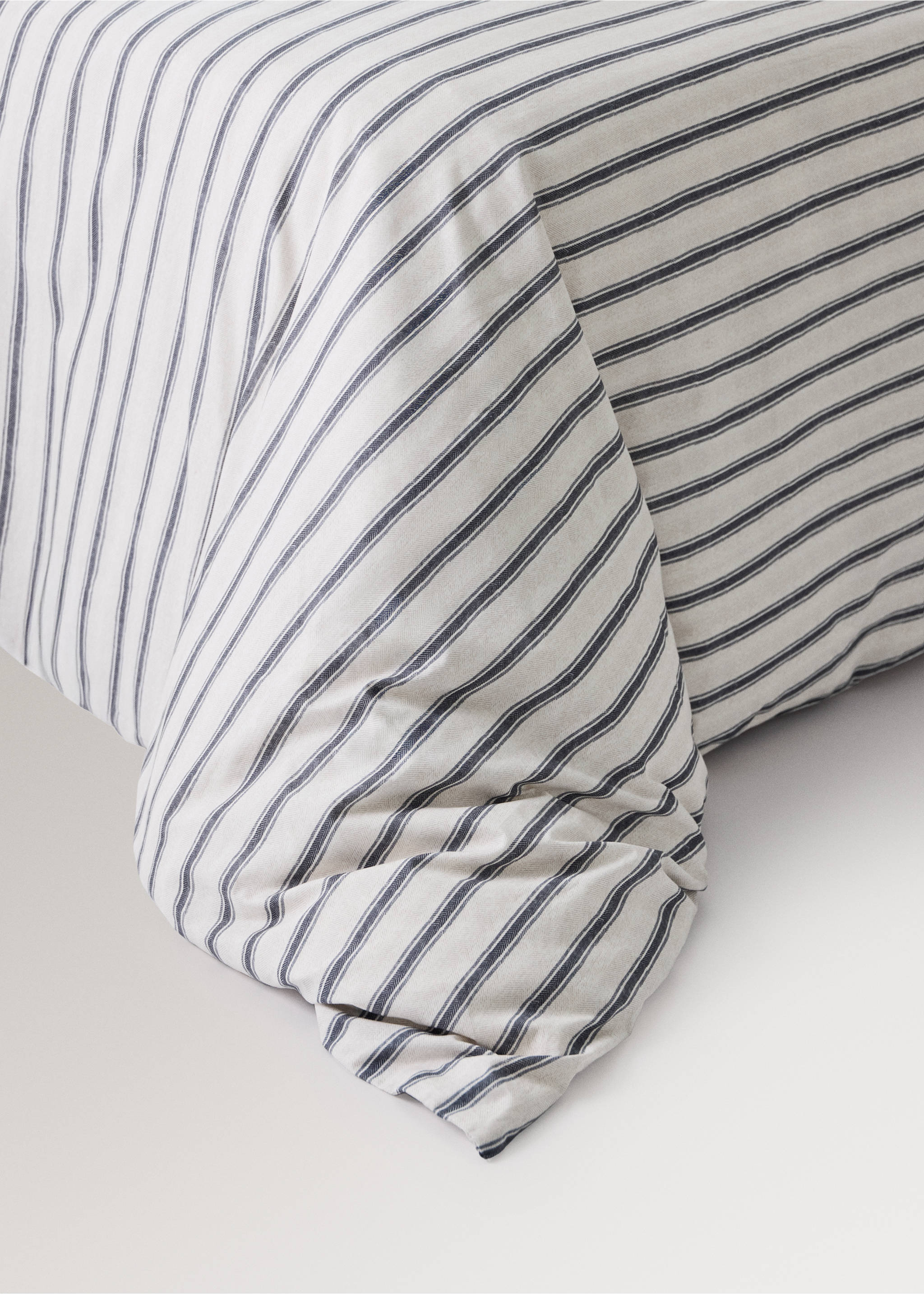 Percale cotton duvet cover 200 thread count striped print for 135/140 cm bed - Details of the article 8, Ecru. Ref: 37013323-00.