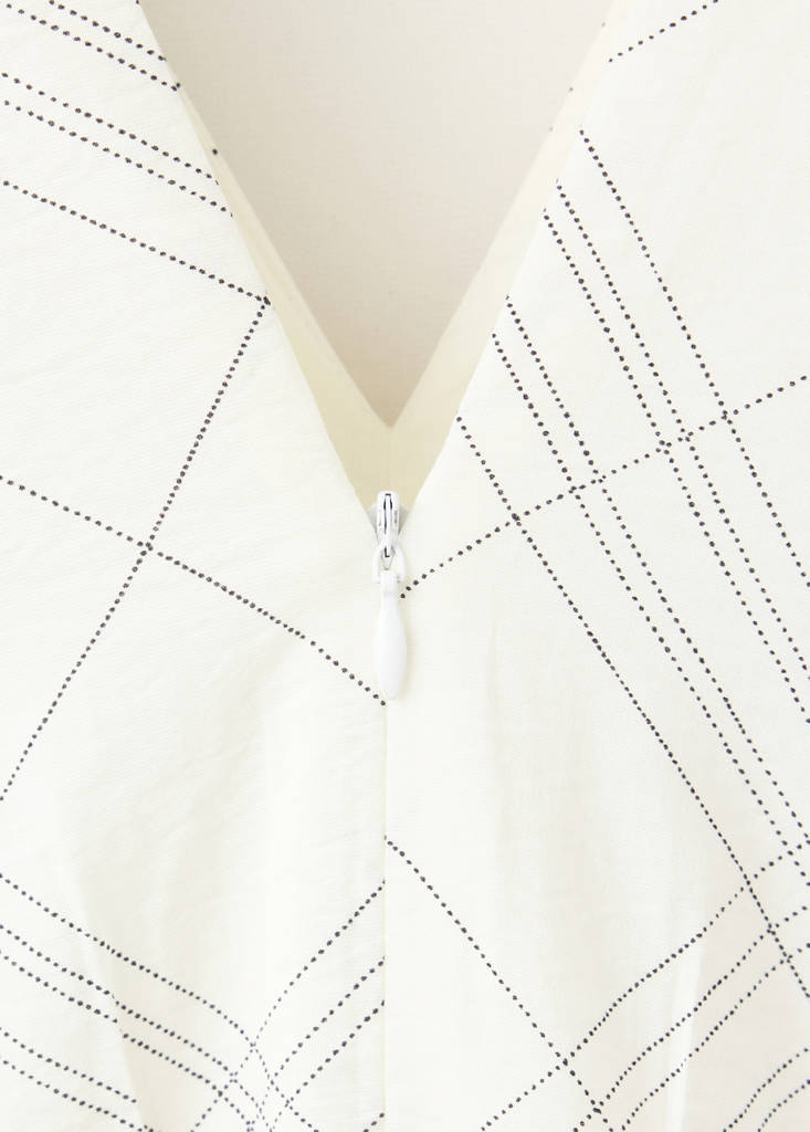 Ruched V-neck dress — White