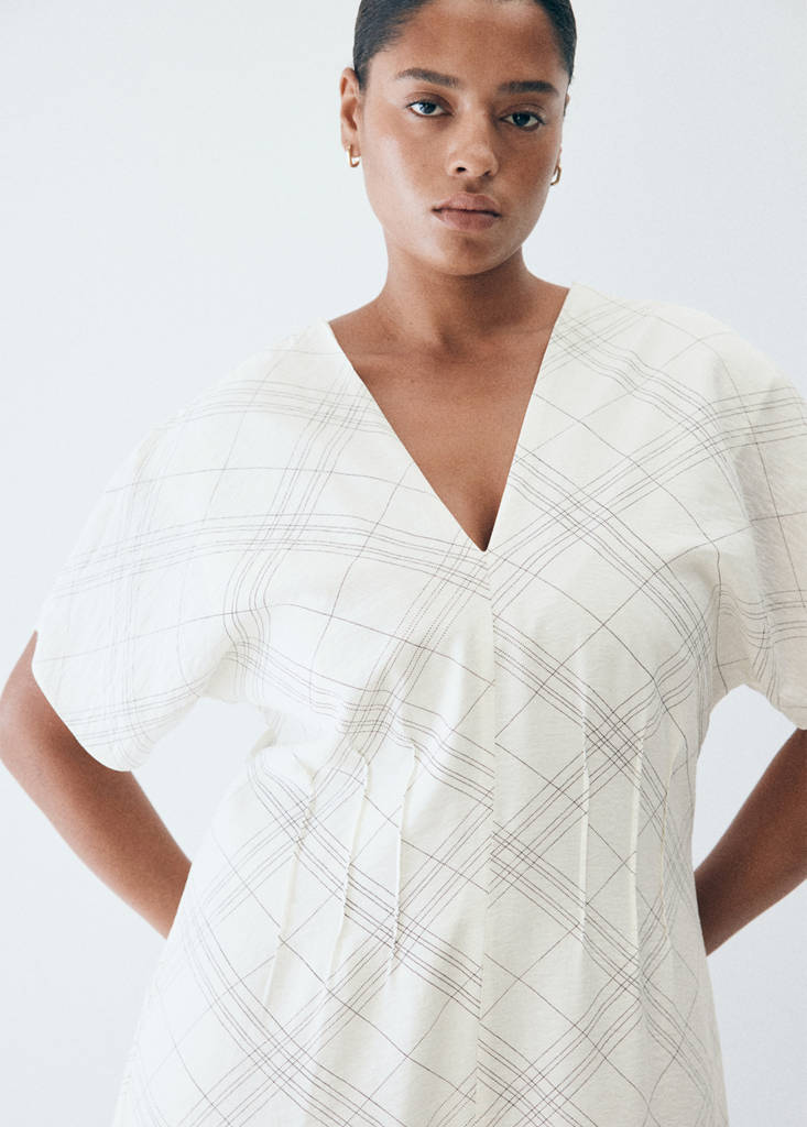 Ruched V-neck dress — White