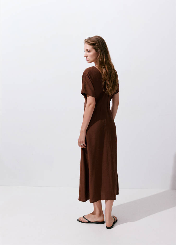 Ruched V-neck dress — Chocolate