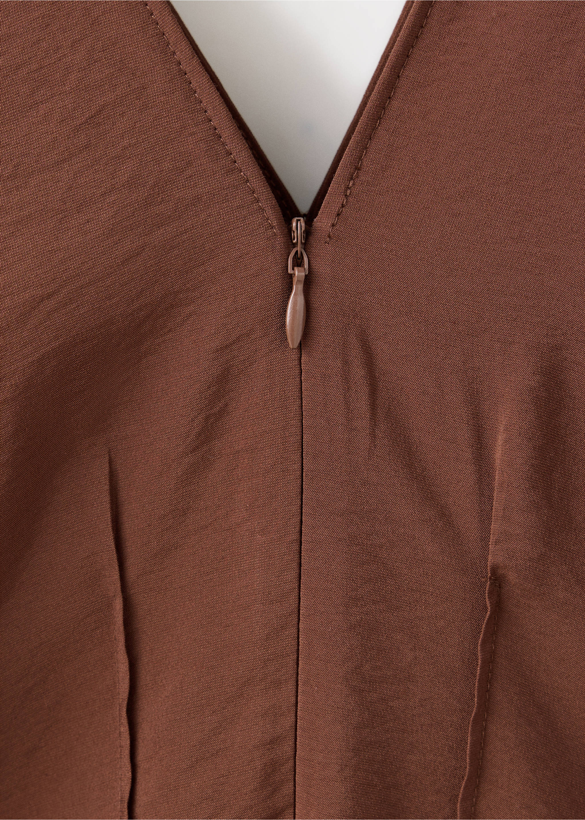 Vestido sofia - Detalle del artículo 8, Chocolate. Ref: 37013867-00.