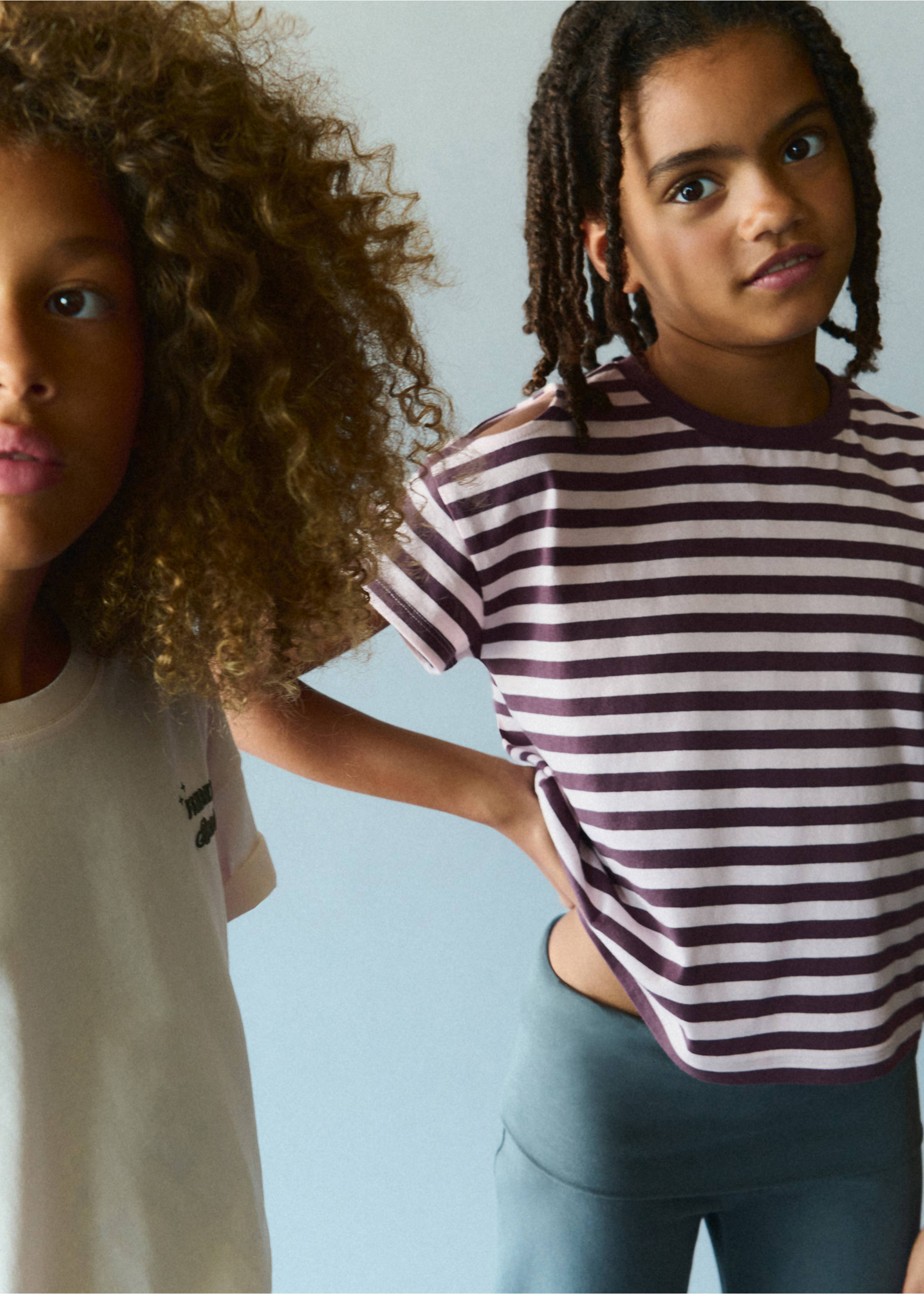 Striped T-shirt with cut-out detail - Details of the article 5, Pink. Ref: 37013877-00.