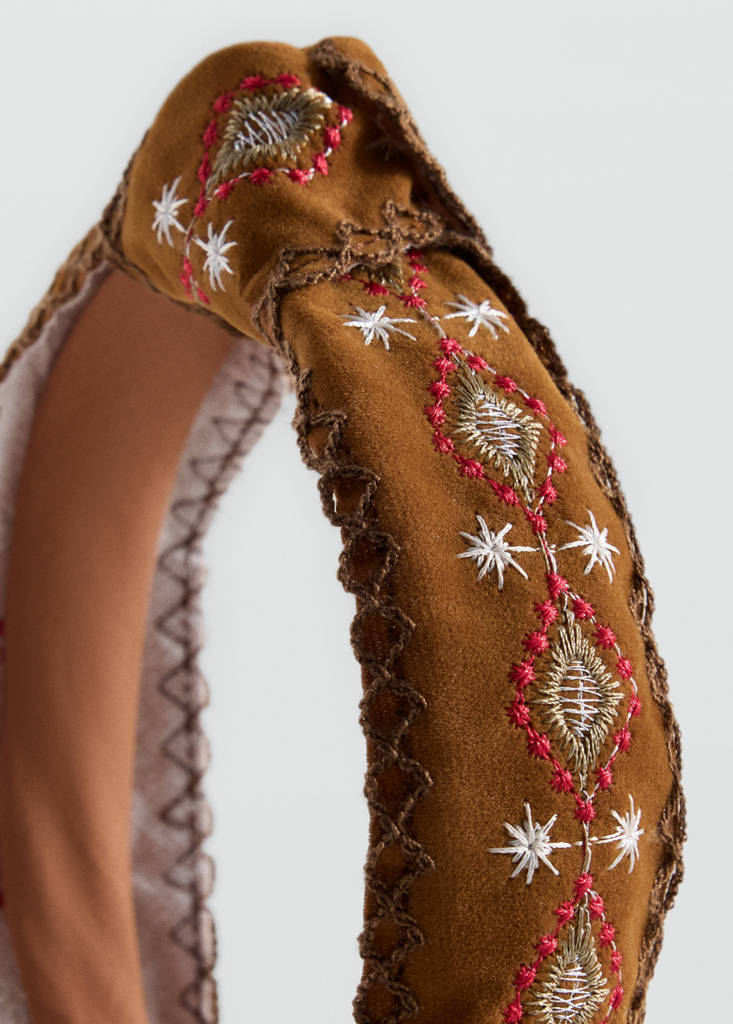 Knotted headband with embroidered details — Medium Brown