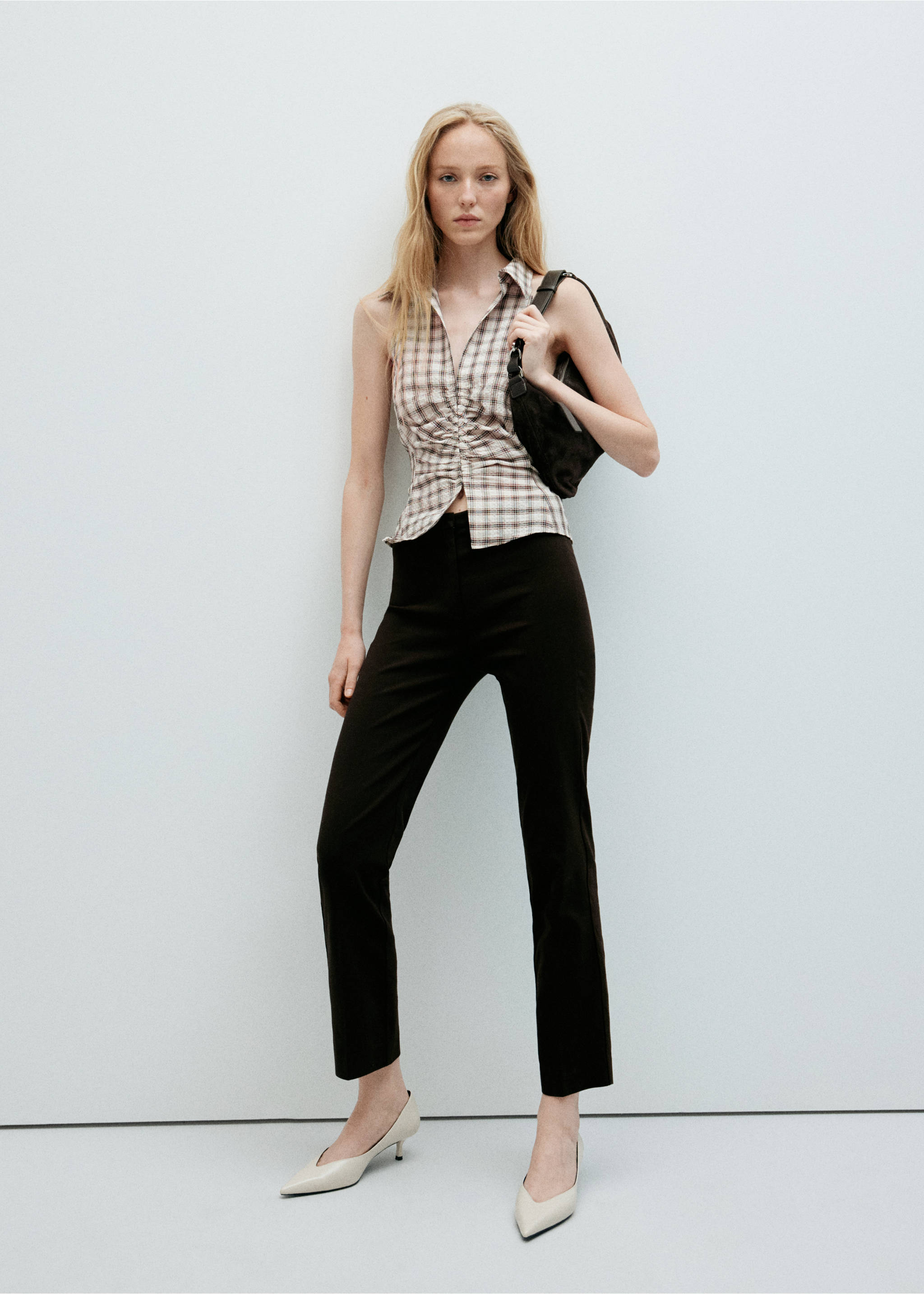 V-neck gathered blouse - General plane, Brown. Ref: 37014076-00.