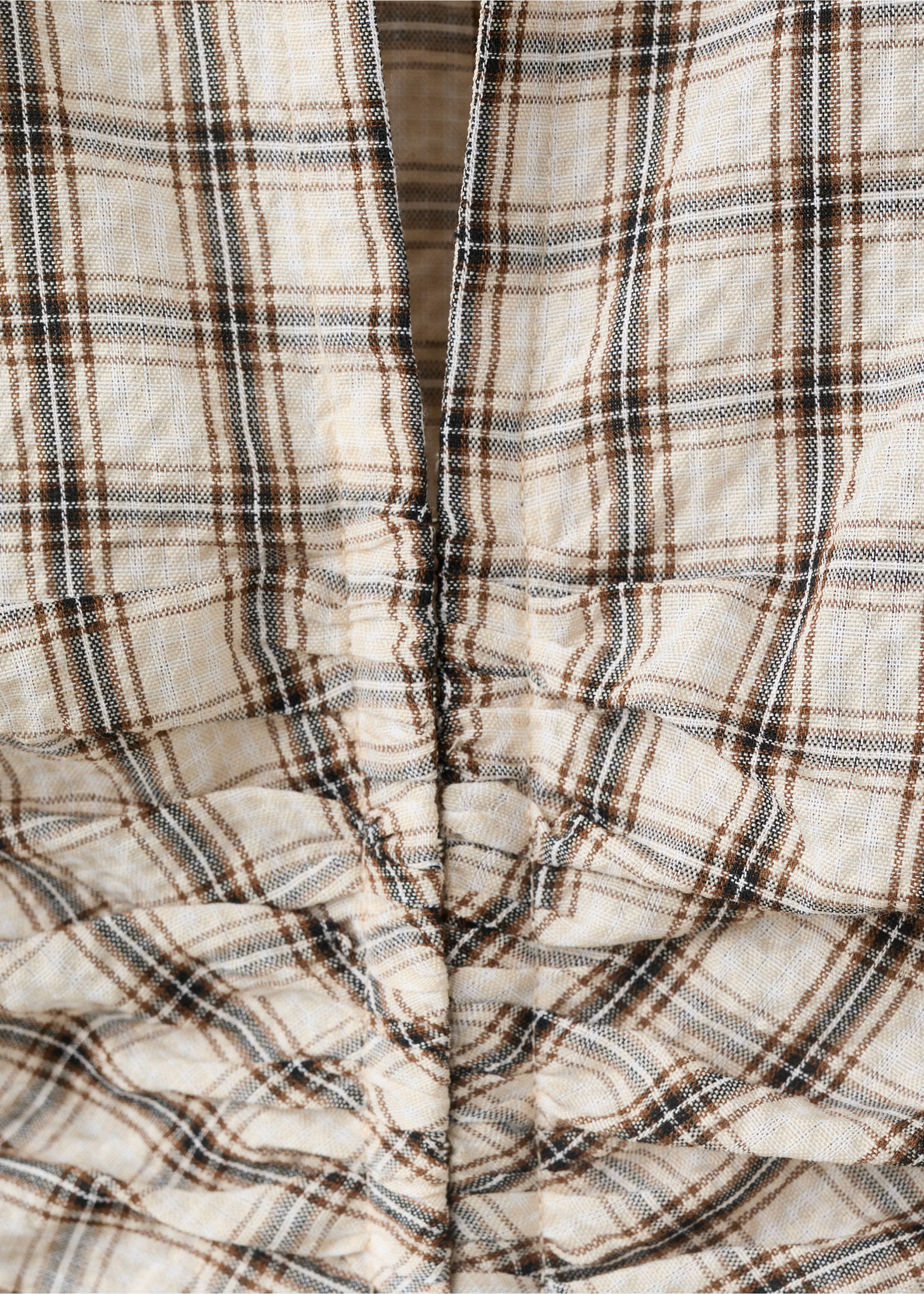 Camisa cuello pico fruncido - Detalle del artículo 0, Marrón. Ref: 37014076-00.