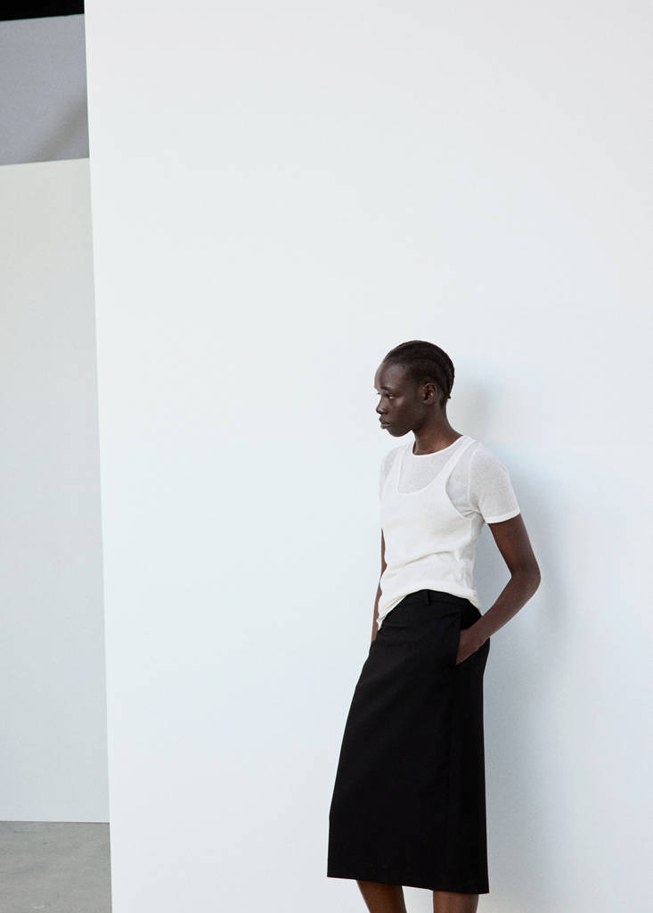 Layered knit sweater — White