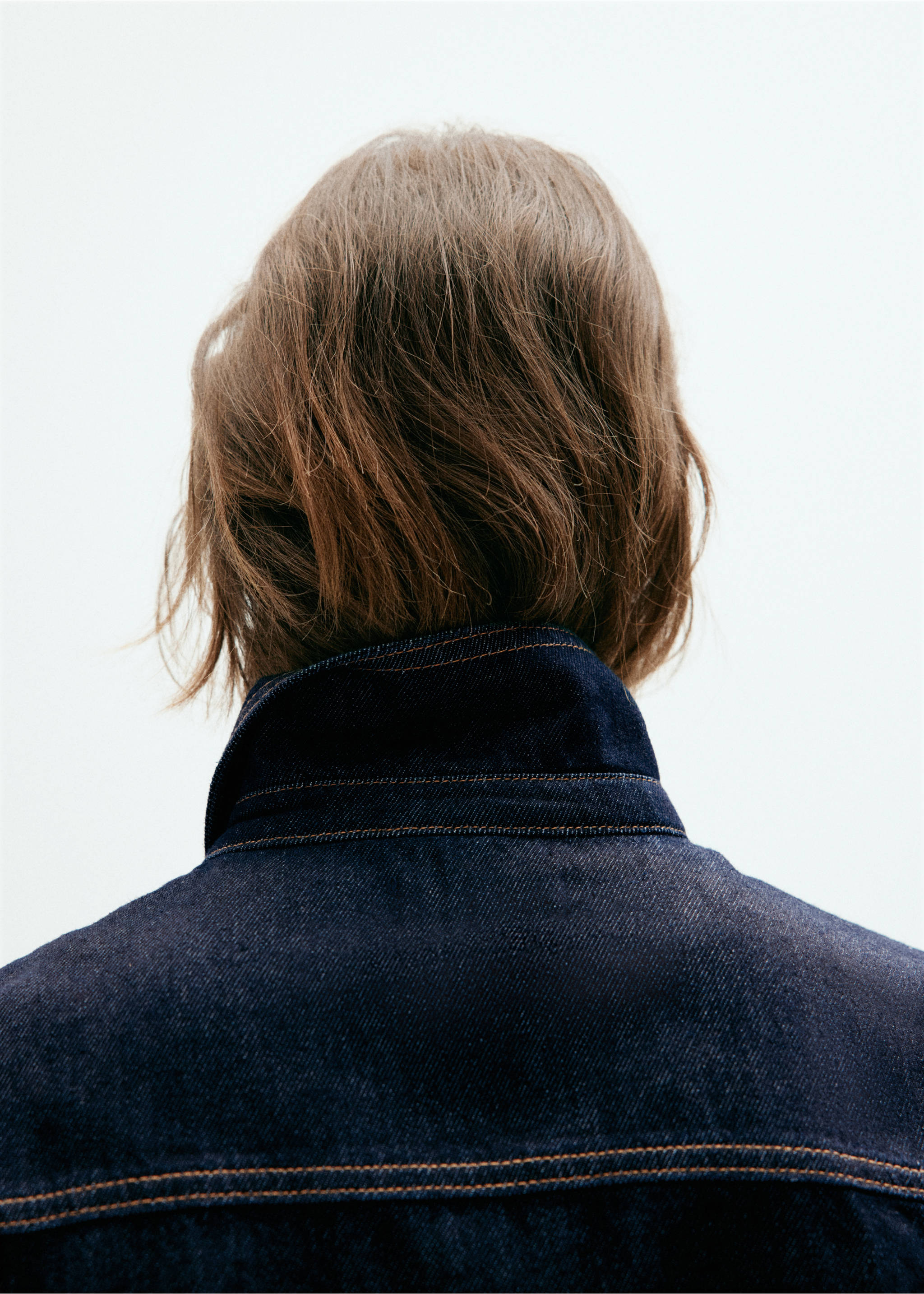 Denim shirt with pockets - Details of the article 1, Open Blue. Ref: 37014083-00.