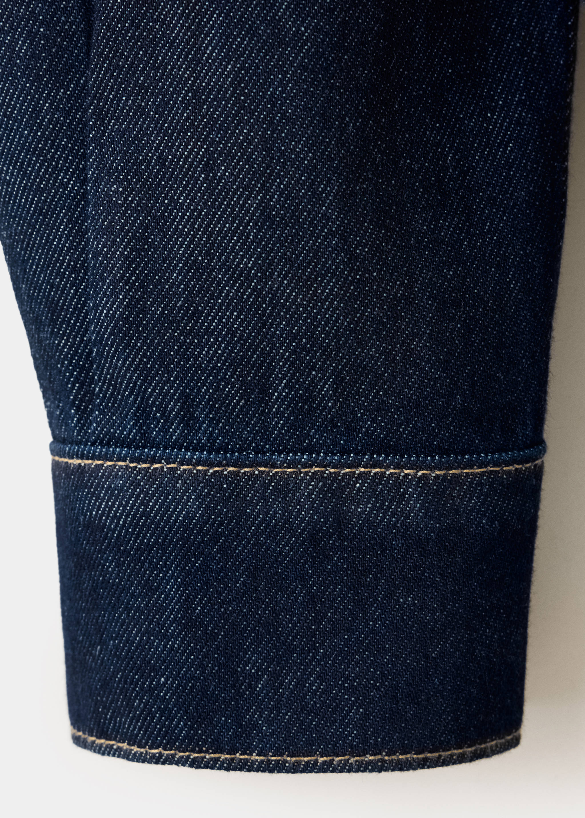 Denim shirt with pockets - Details of the article 0
