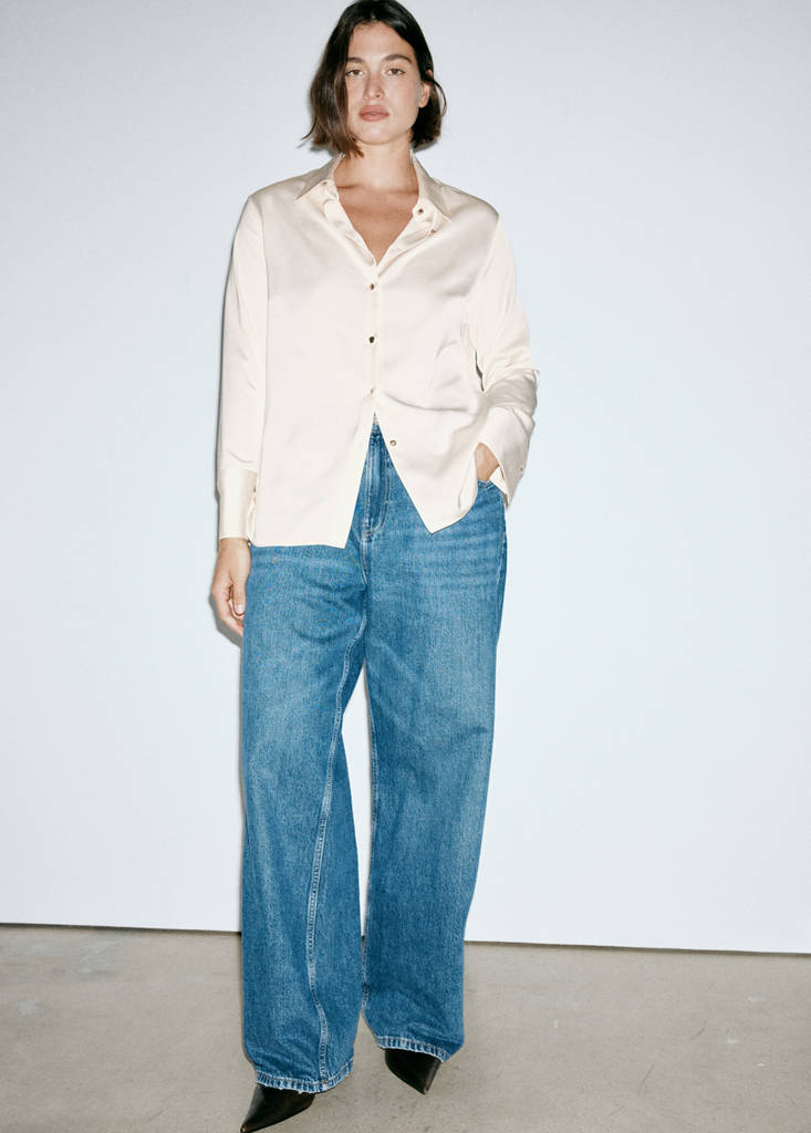 Satin finish flowy shirt — Ecru