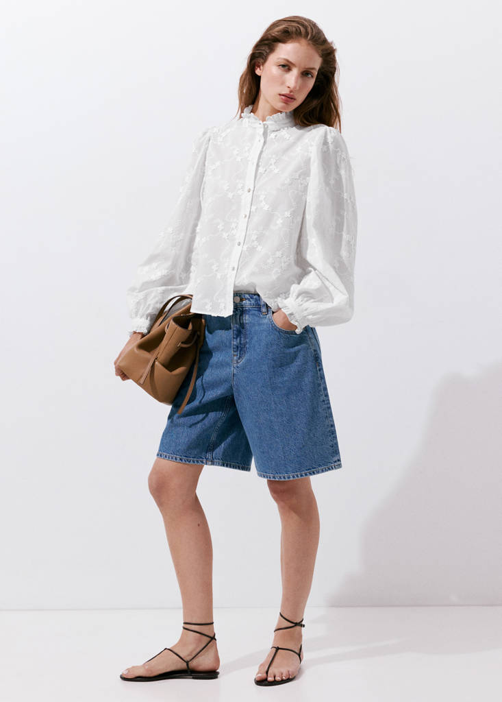 Mango Blouse 100 % Coton Avec Broderies Florales In Blanc
