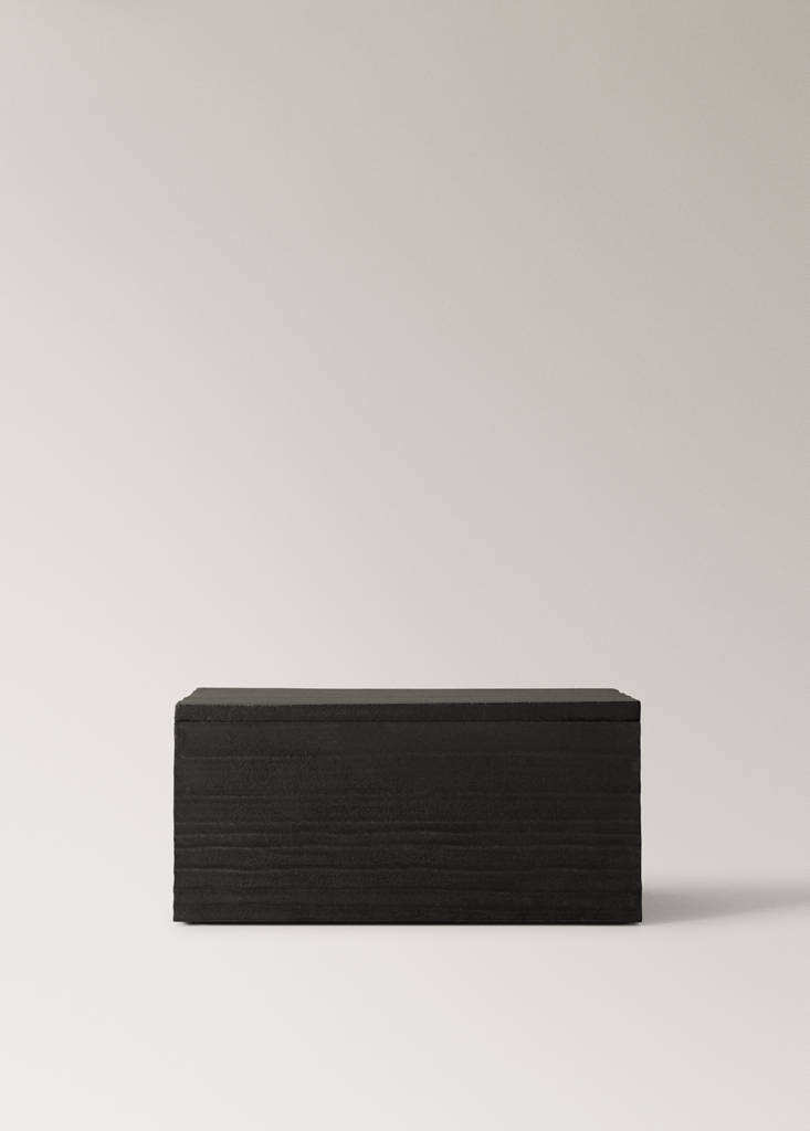 Mango wood box — Black