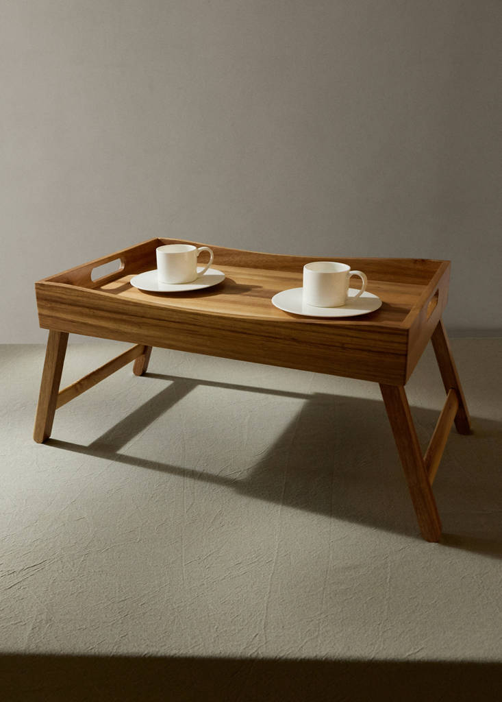 Folding tray with handles — Brown