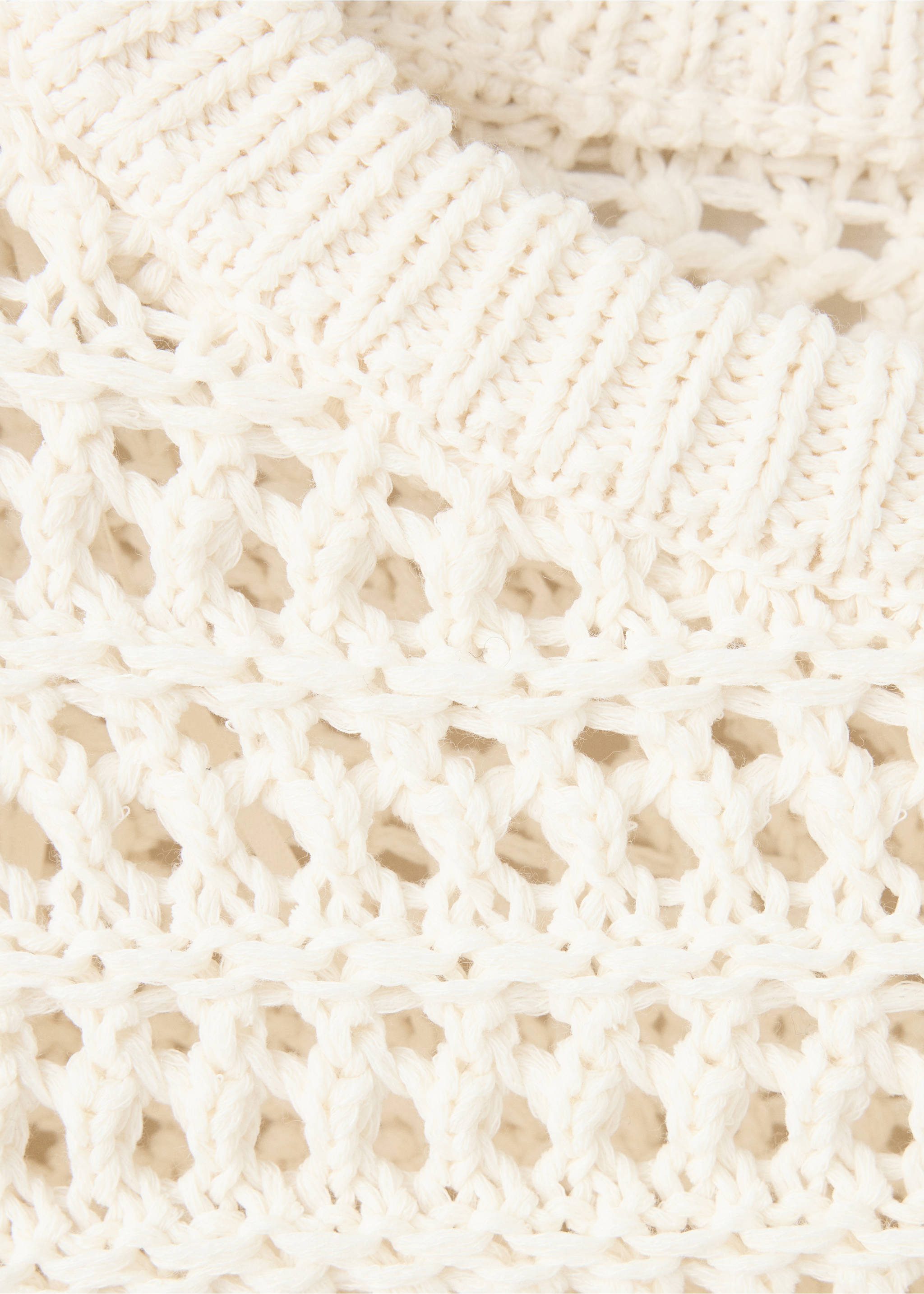 Long-sleeved crochet sweater - Details of the article 8, Off White. Ref: 37014100-00.