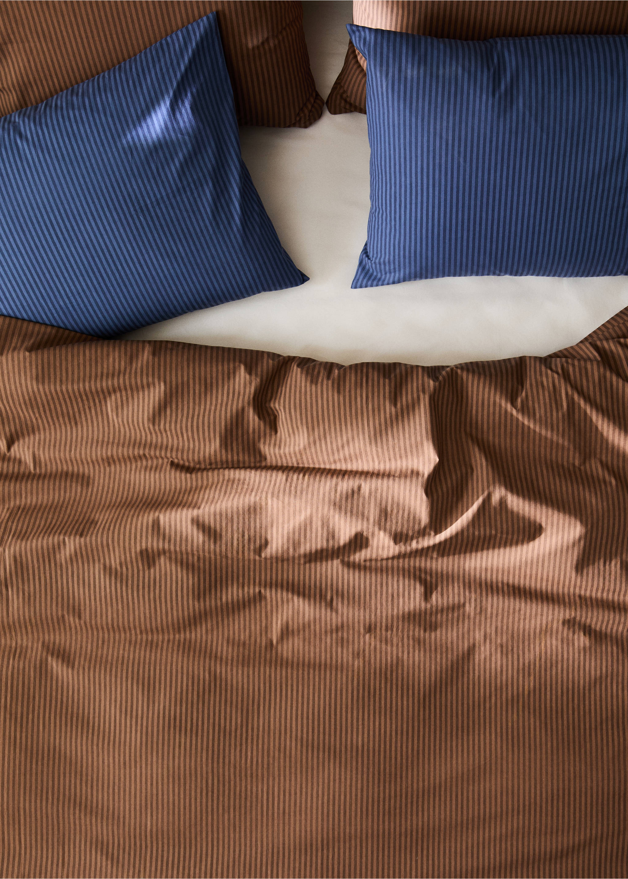 Percale cotton duvet cover 200 thread count fine kodak stripe print Bed 180/200 - Details of the article 7, Brown. Ref: 37014102-00.