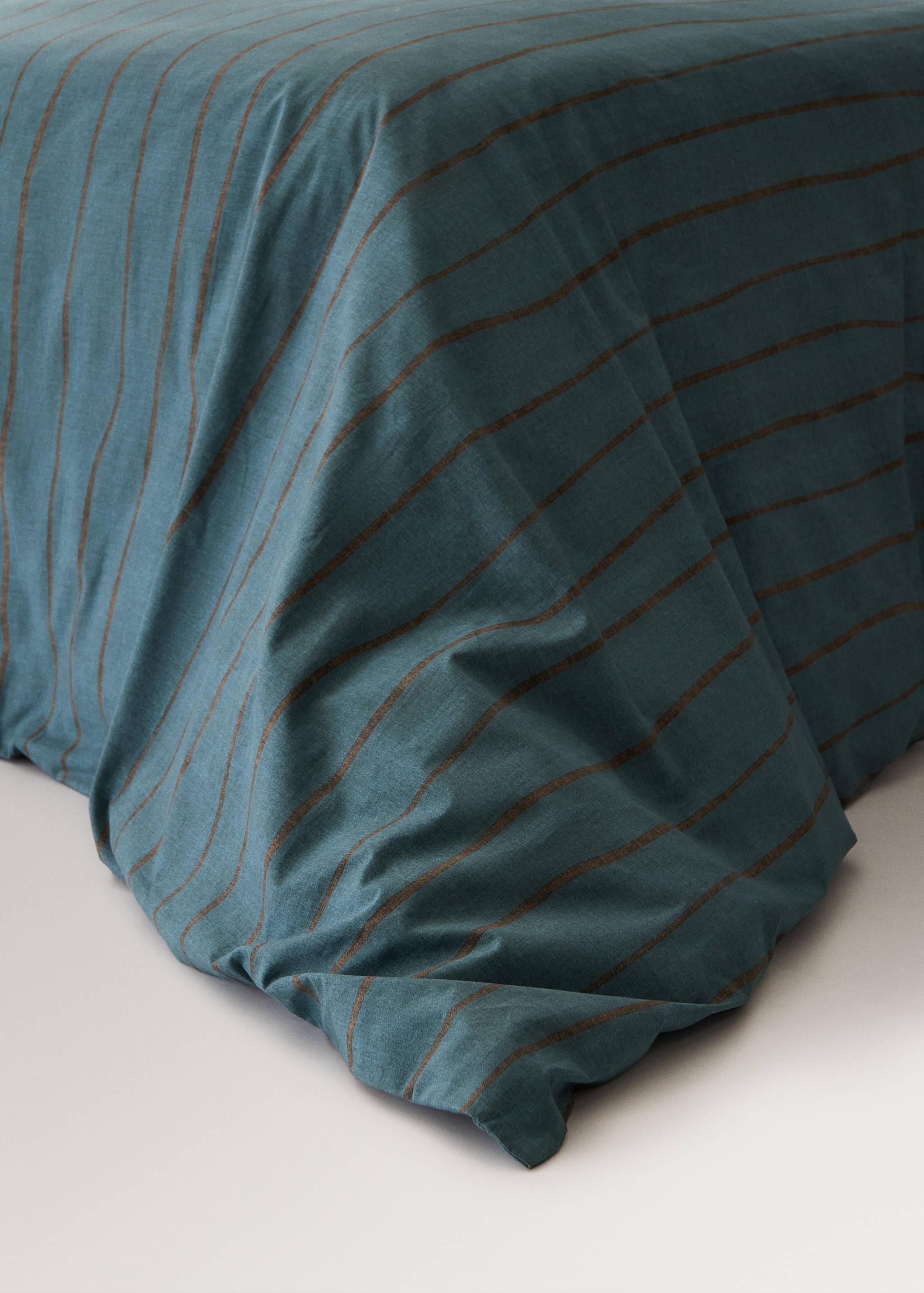 100% cotton striped duvet cover for king bed - Details of the article 8
