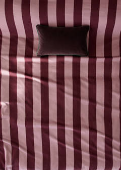 Wide-striped watercolour duvet cover for a 90 cm bed — Maroon 5