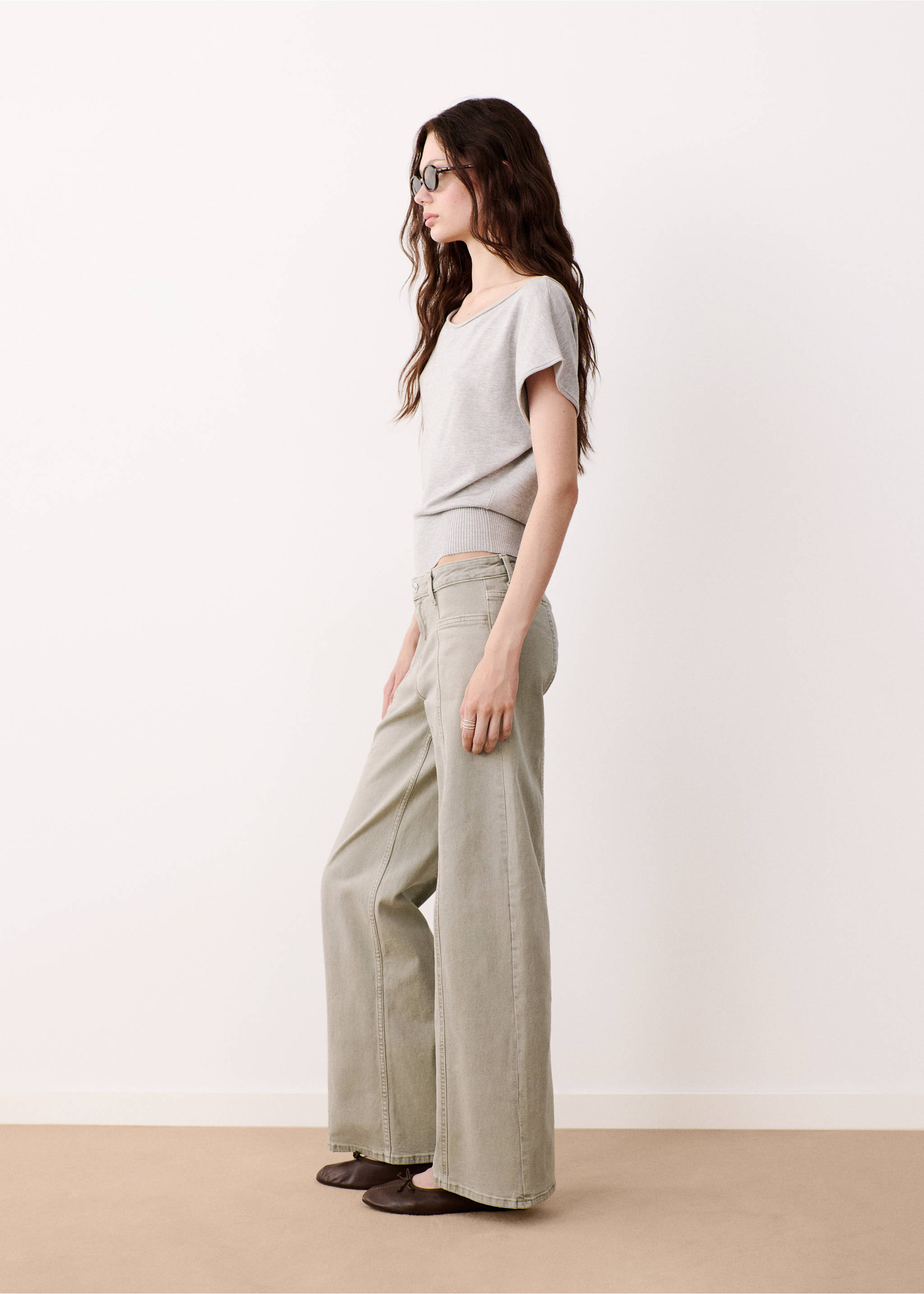 Jeans wide leg costuras decorativas - Plano medio, Khaki. Ref: 37014109-00.