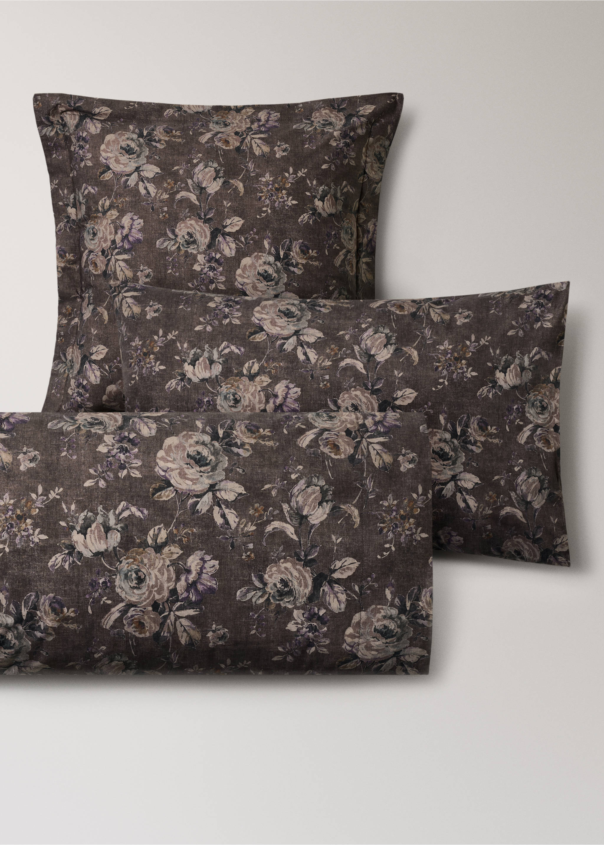 Dark brown floral pillowcase with a muted rose pattern., Brown. Ref: 37014113-00.