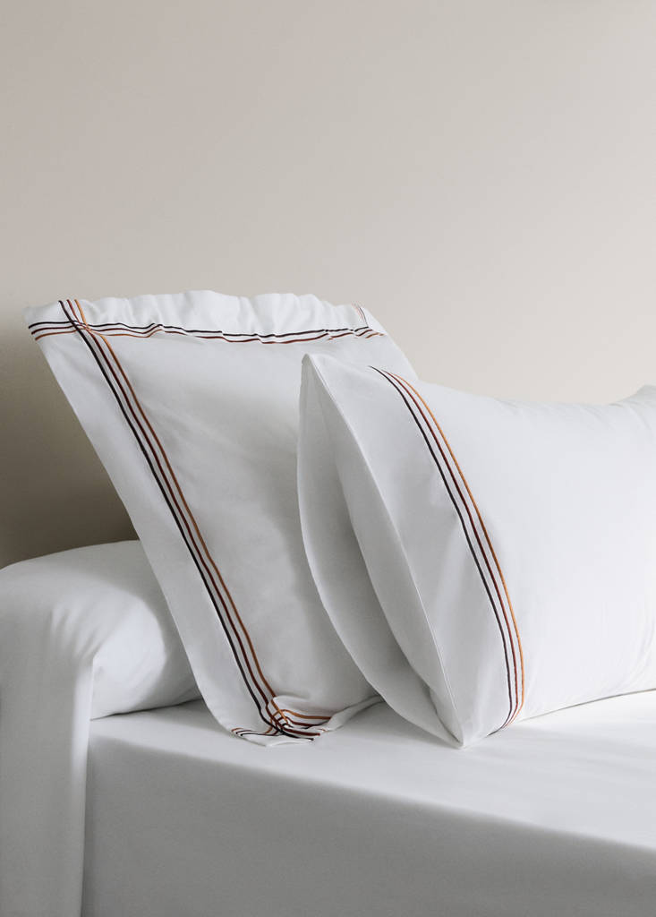 Pack of 2 pillowcases, 100% cotton, embroidered, 60 x 60 cm — Ecru