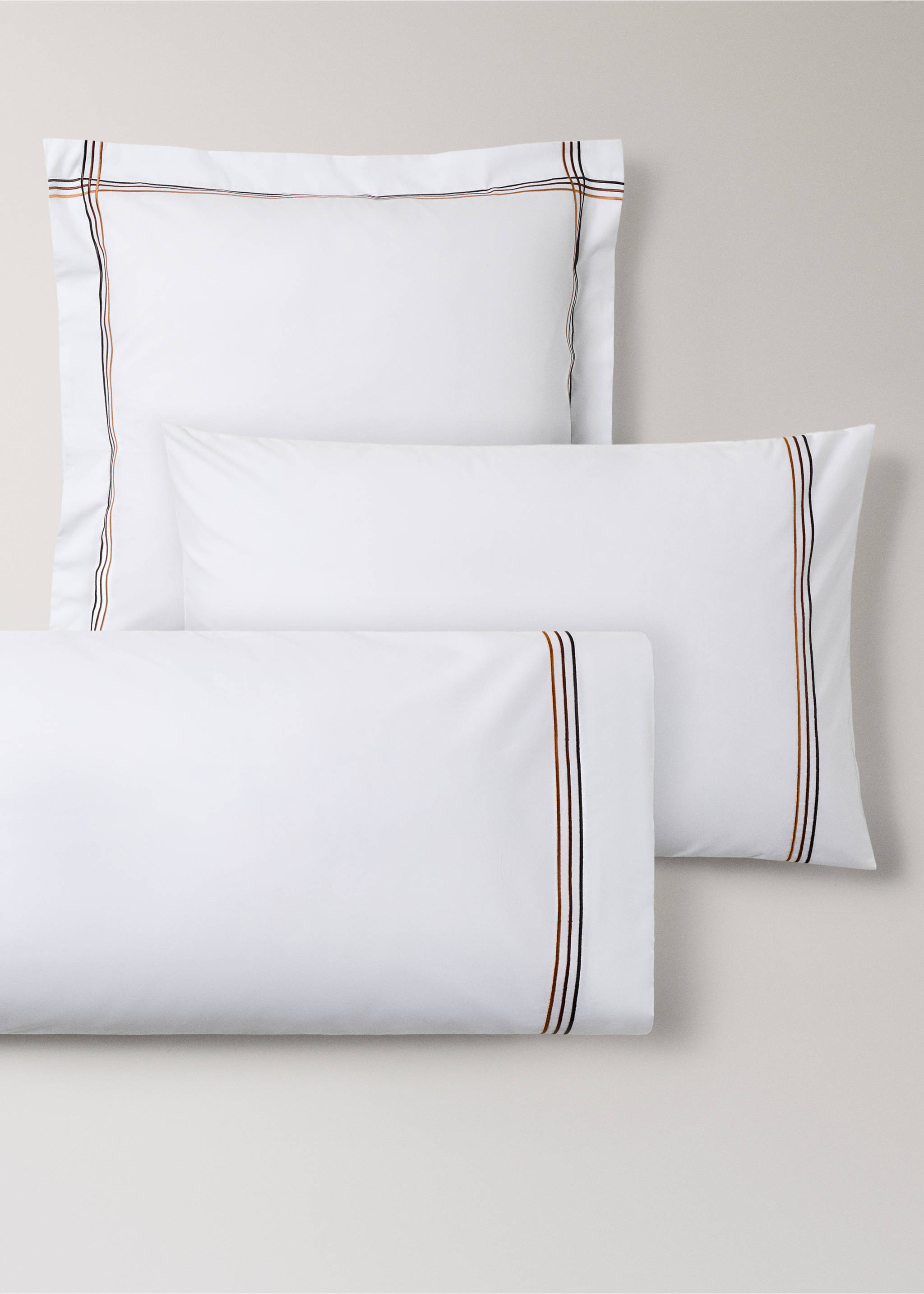Pack of 2 pillowcases, 100% cotton, embroidered, 60 x 60 cm - Details of the article 3, Ecru. Ref: 37014123-00.