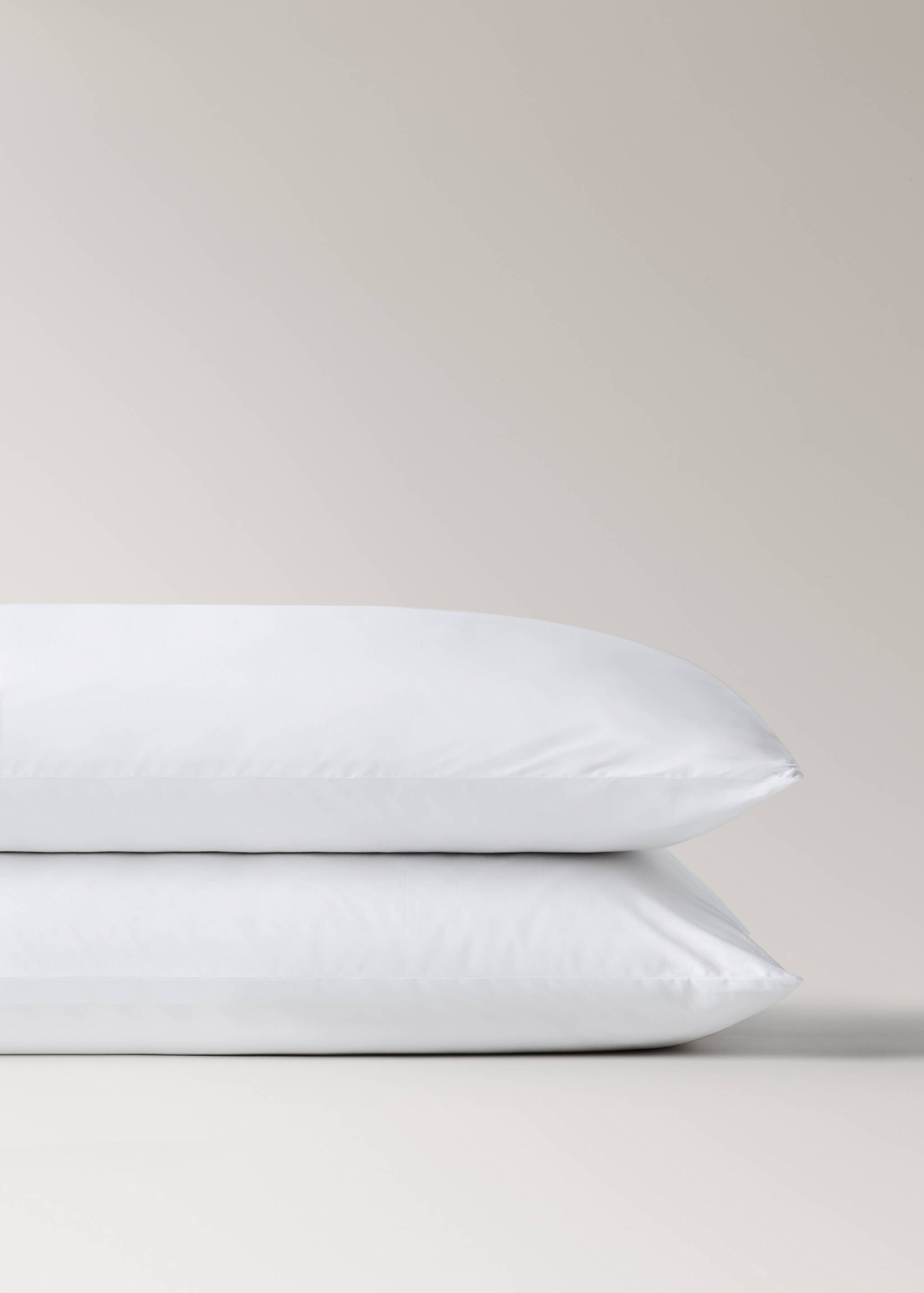 100% cotton embroidered pillowcase 50x75 - Details of the article 2