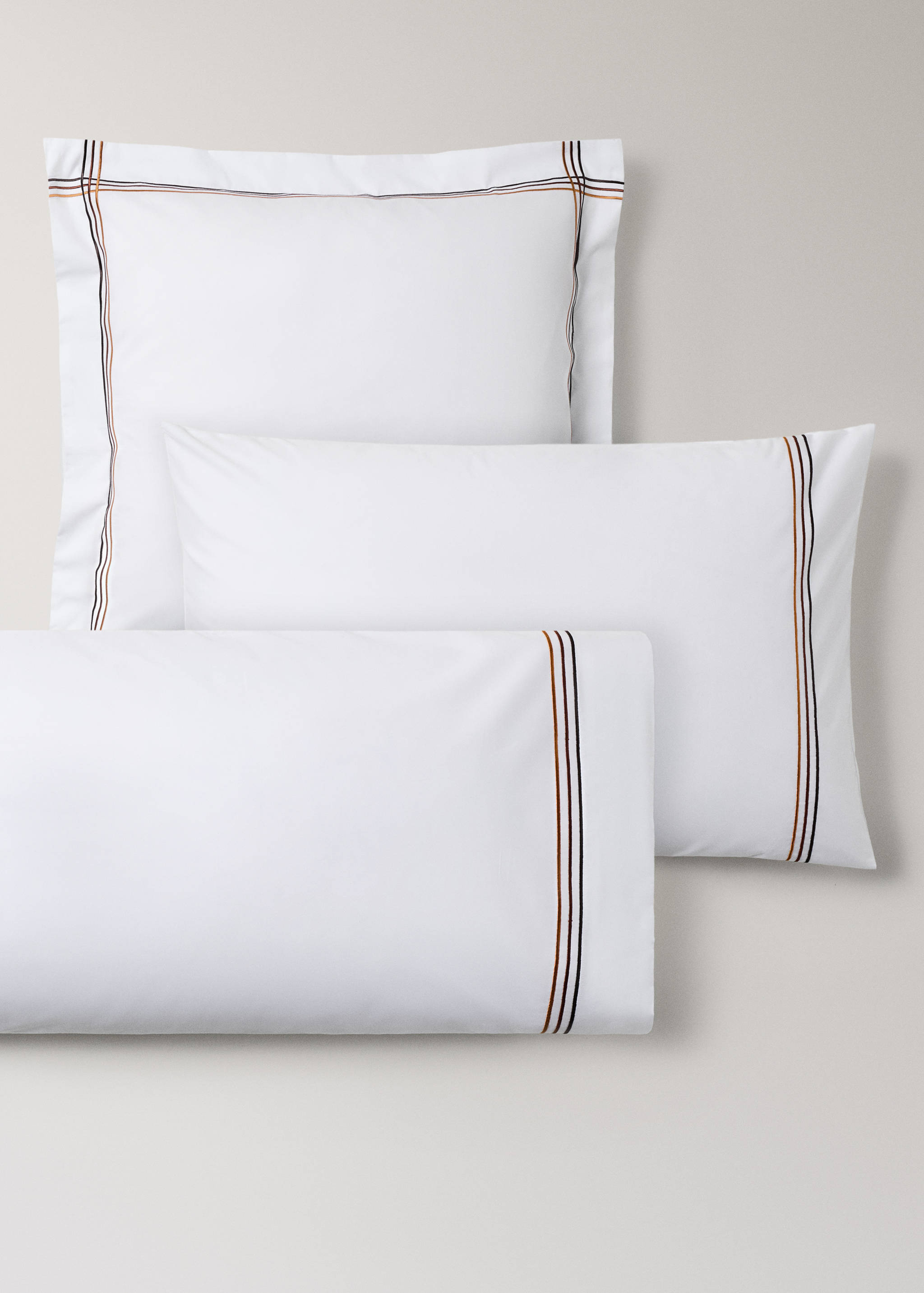 100% cotton embroidered pillowcase 50x75 - Details of the article 3