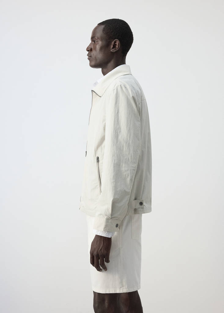 Water-repellent jacket with pockets — Beige