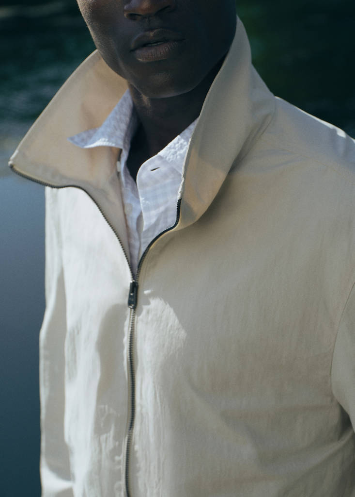 Water-repellent jacket with pockets — Beige