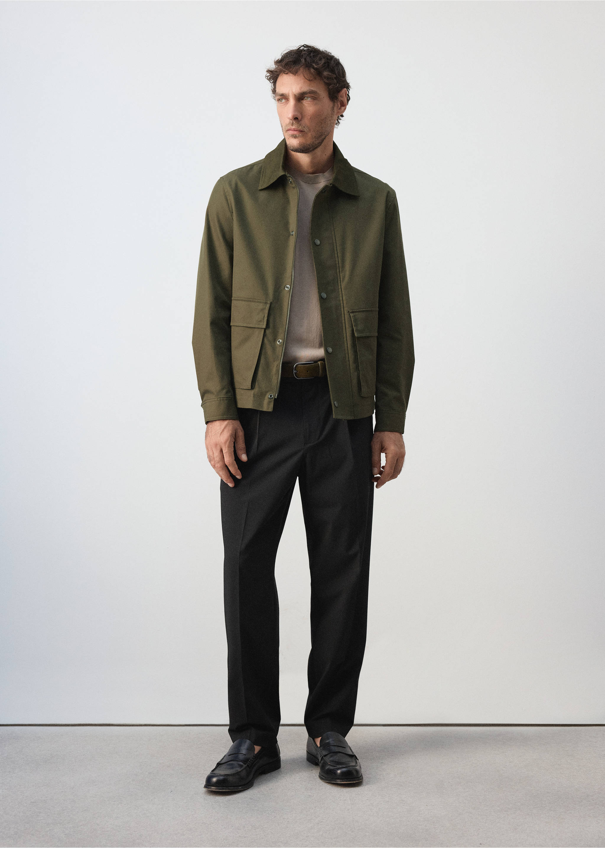 Water-repellent jacket with pockets - General plane, Khaki. Ref: 37014406-00.