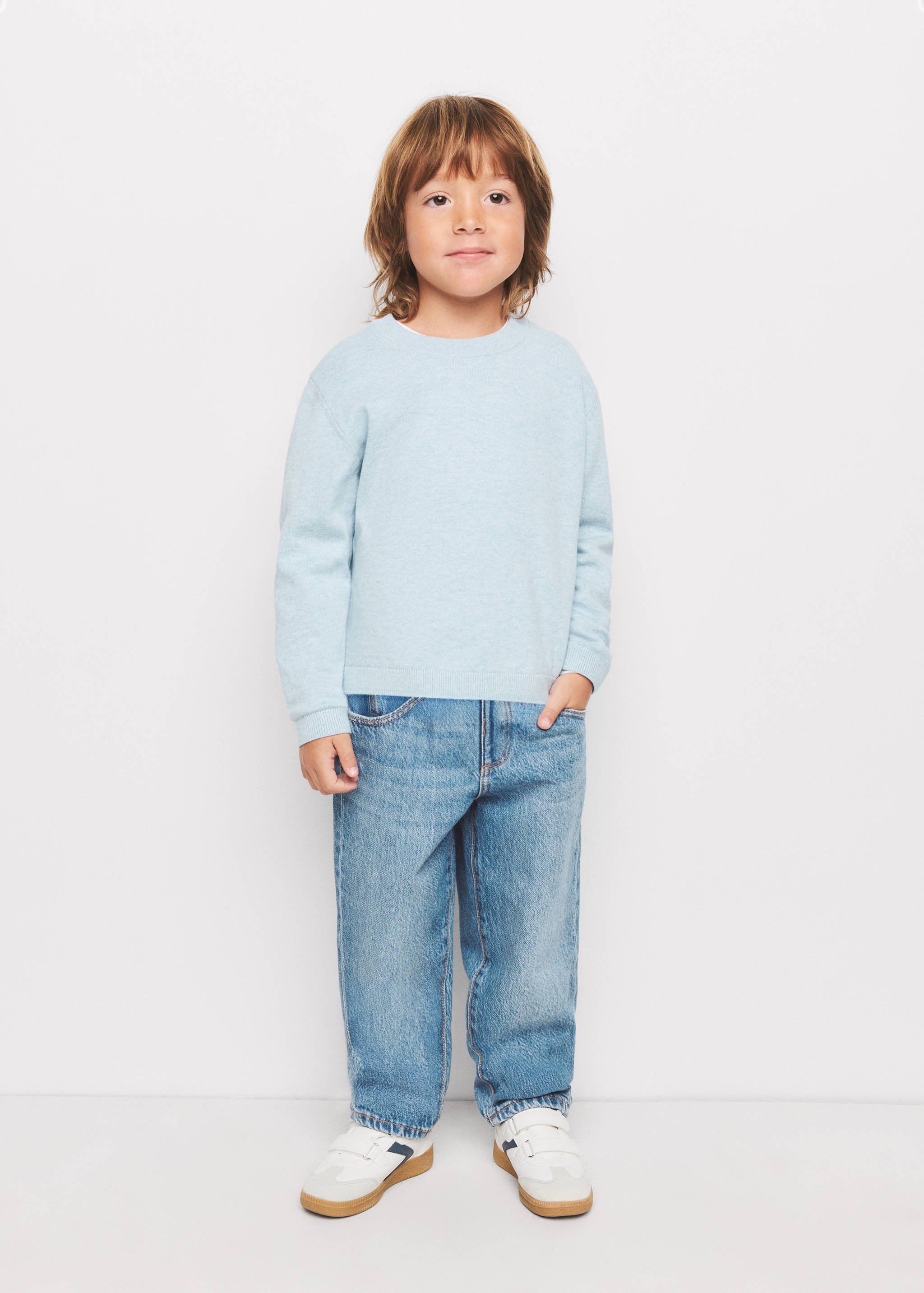 Medium-knit cotton sweater - General plane