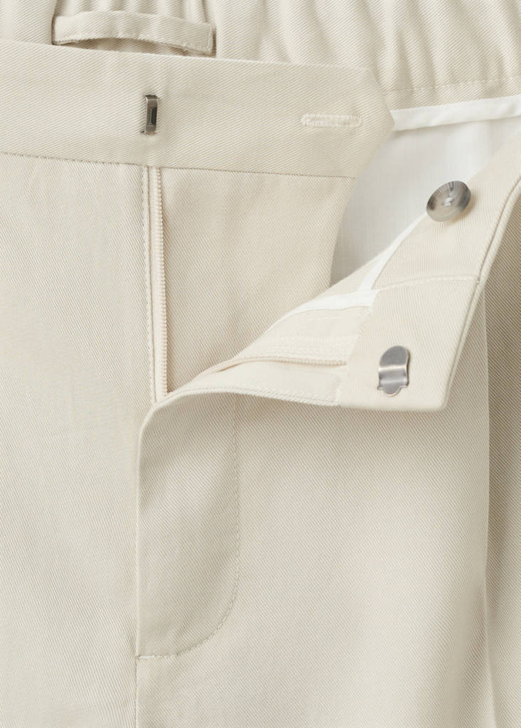 Regular fit trousers in a lyocell-cotton blend — Ice Grey