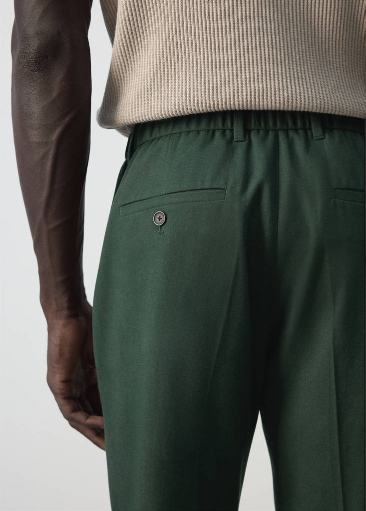 Regular fit trousers in a lyocell-cotton blend — Dark Green