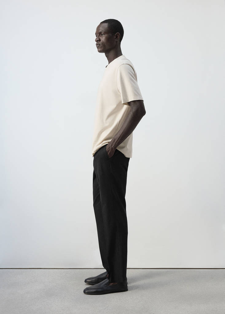Regular fit trousers in a lyocell-cotton blend — Black