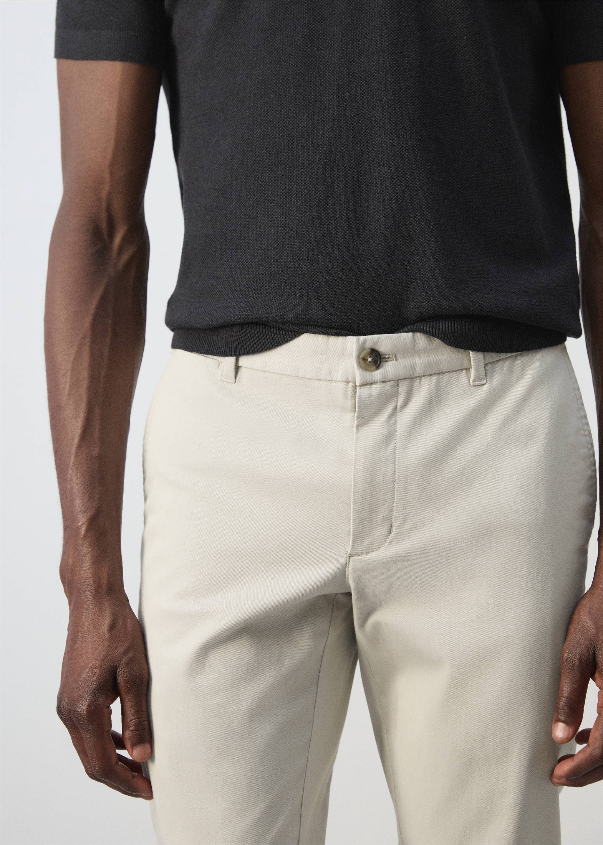 Pantalon Barna super slim-fit chino en sergé - Détail de l'article 1, Écru. Ref: 37014411-00.