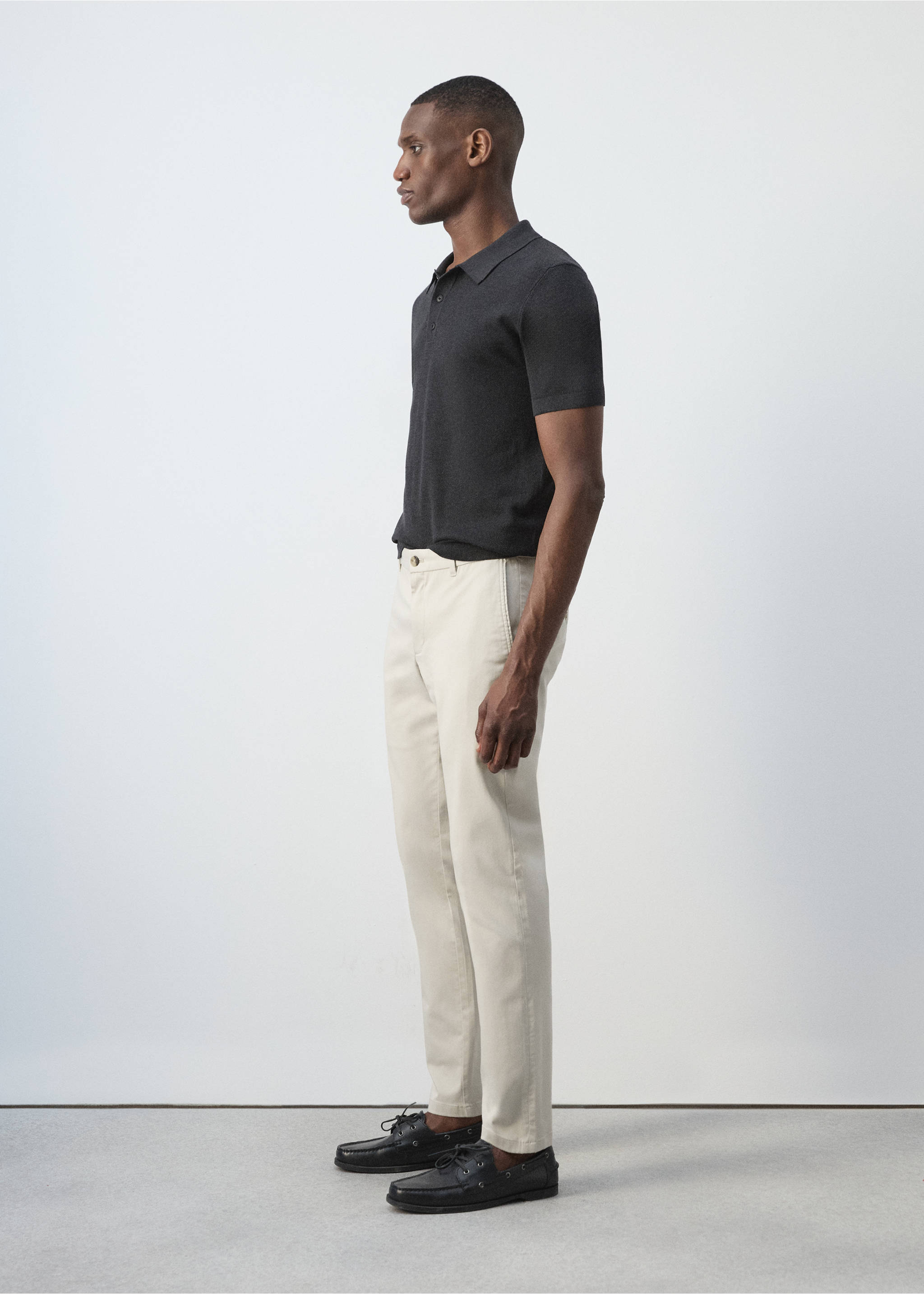 Pantalon Barna super slim-fit chino en sergé - Détail de l'article 2, Écru. Ref: 37014411-00.