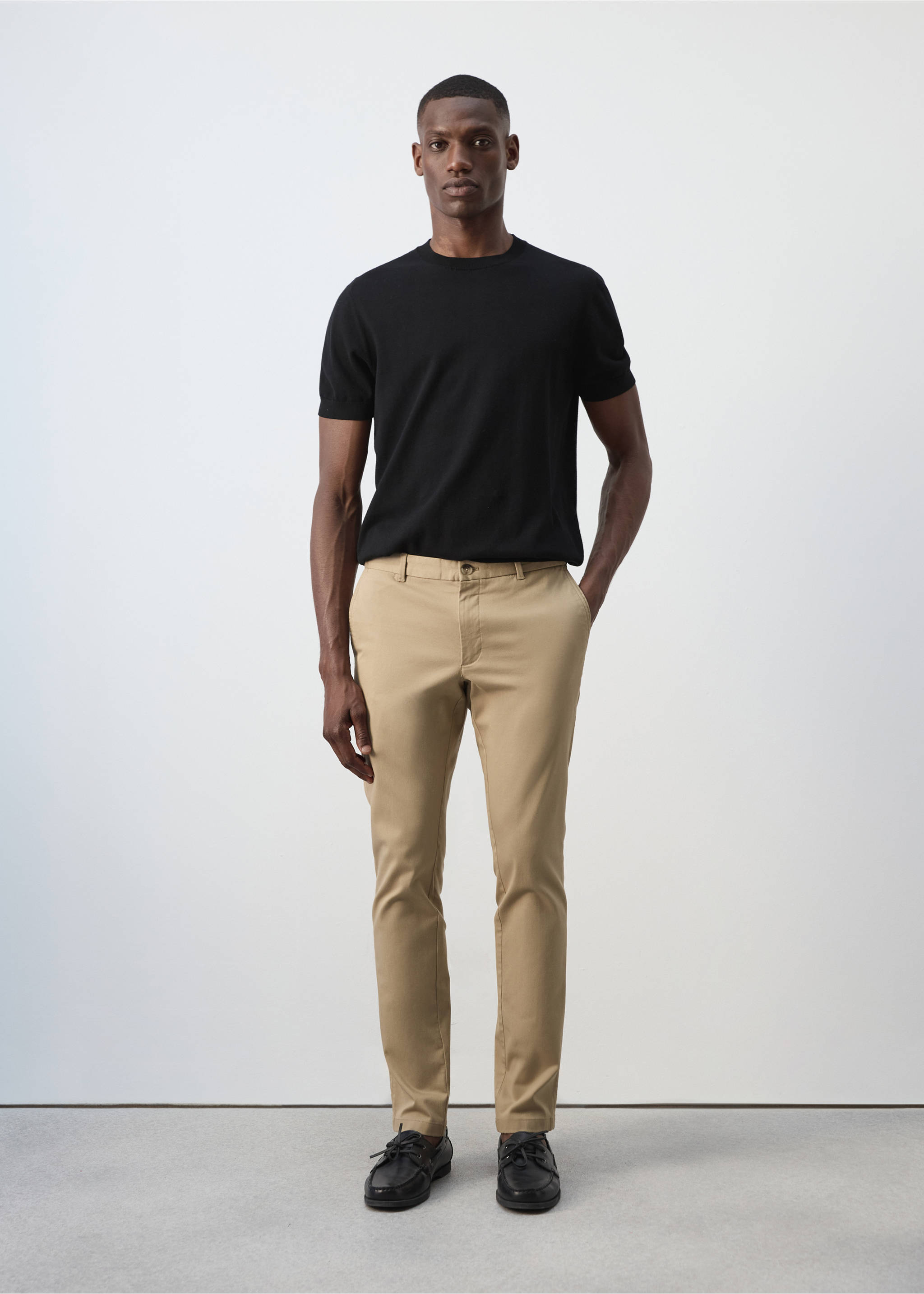 Pantalon Barna super slim-fit chino en sergé - Plan général, Beige. Ref: 37014411-00.